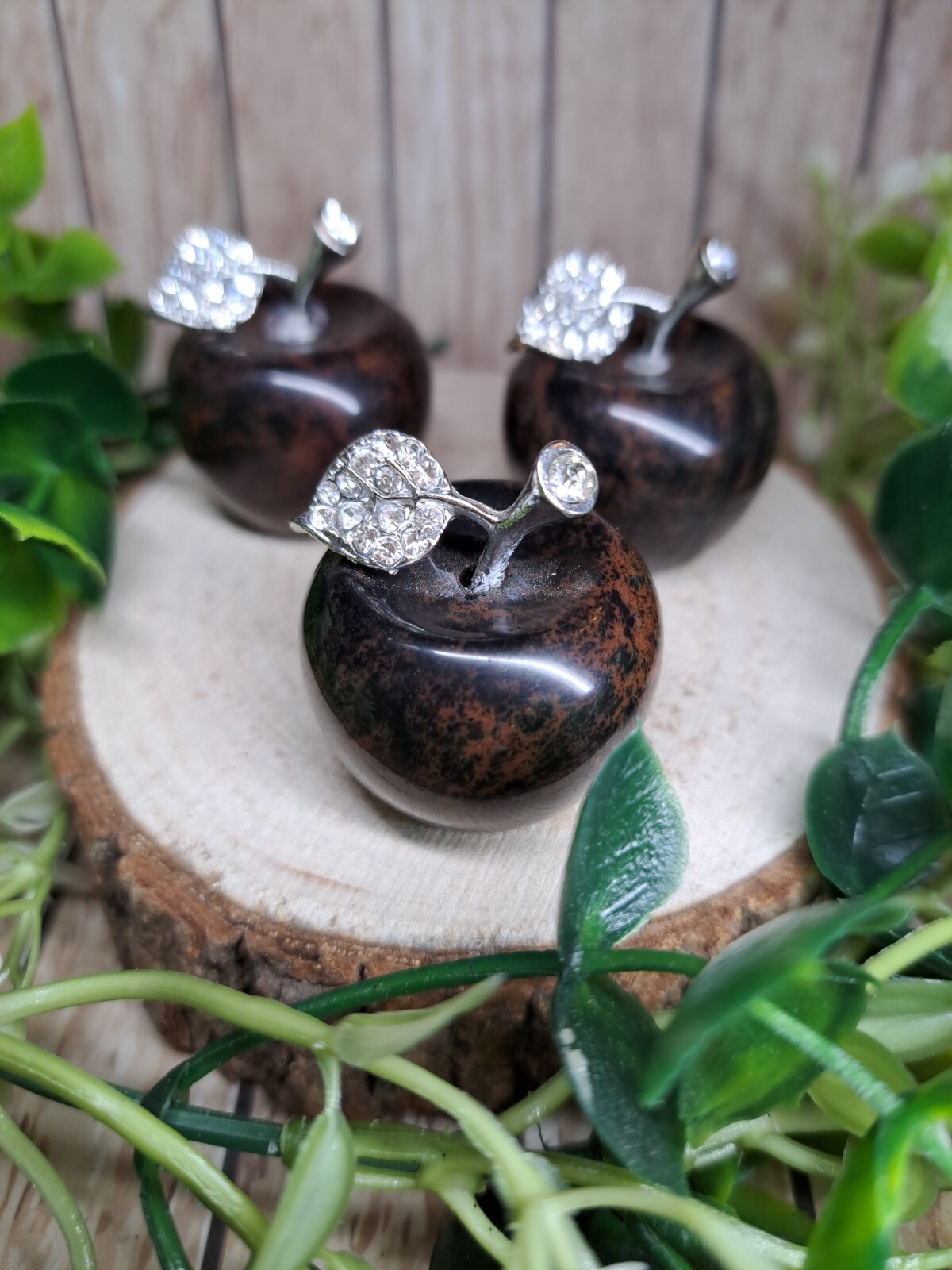 Mahogany Red Obsidian Crystal Apple carving 3.5cm ONE Keepsake Thank you Gift