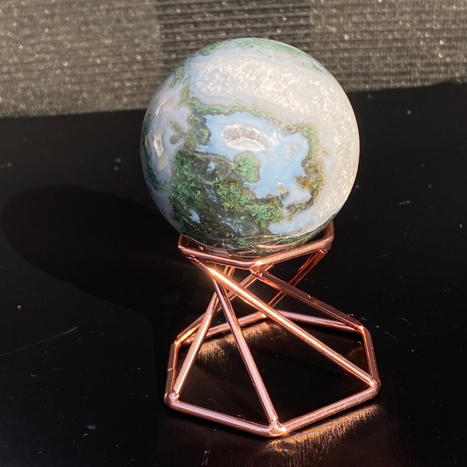 205G Natural Aquatic Plants Agate Crystal Sphere watergrass Mossagate Ball