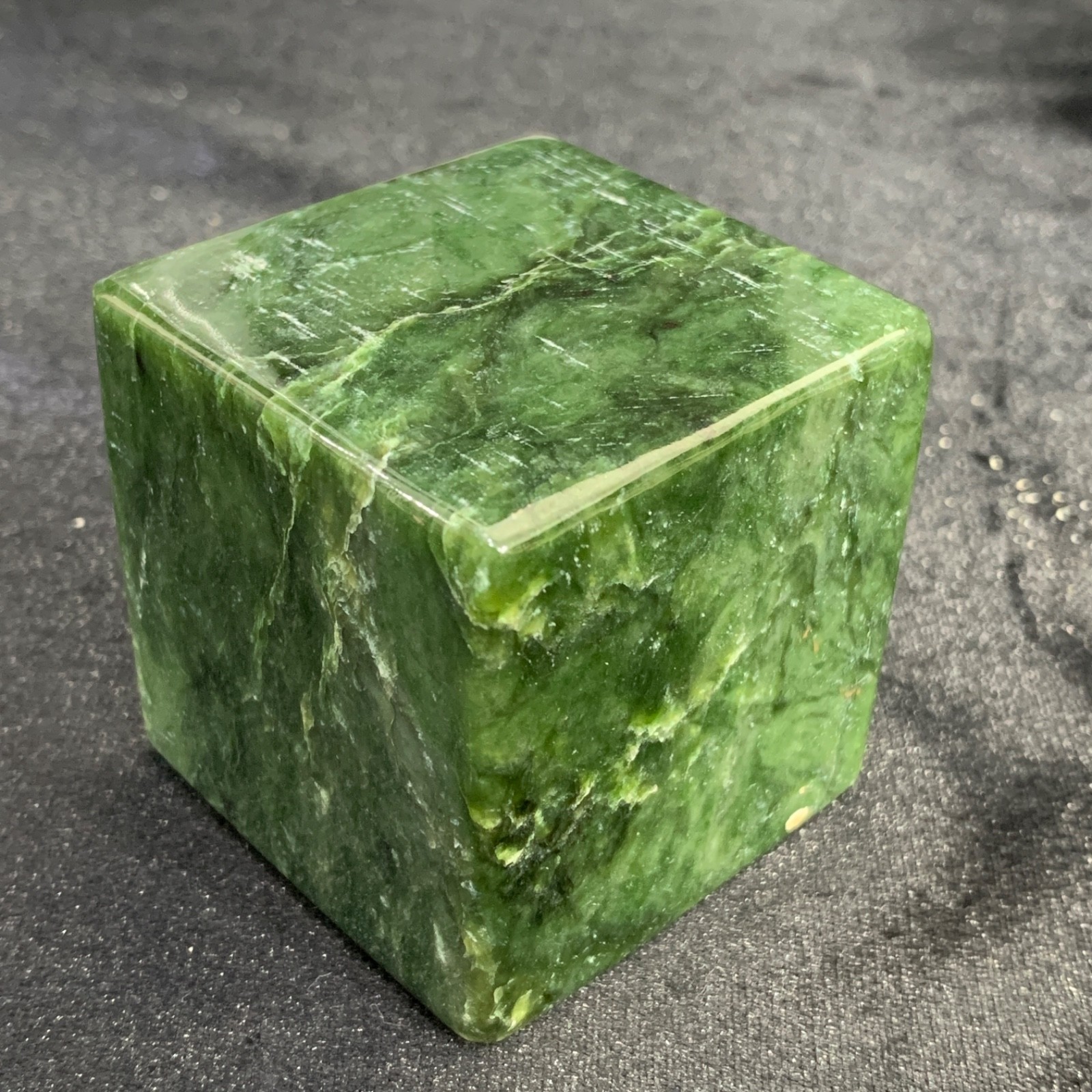 Top Quality Nephrite Jade Cube – 360g Hand-Polished Natural Healing Stone