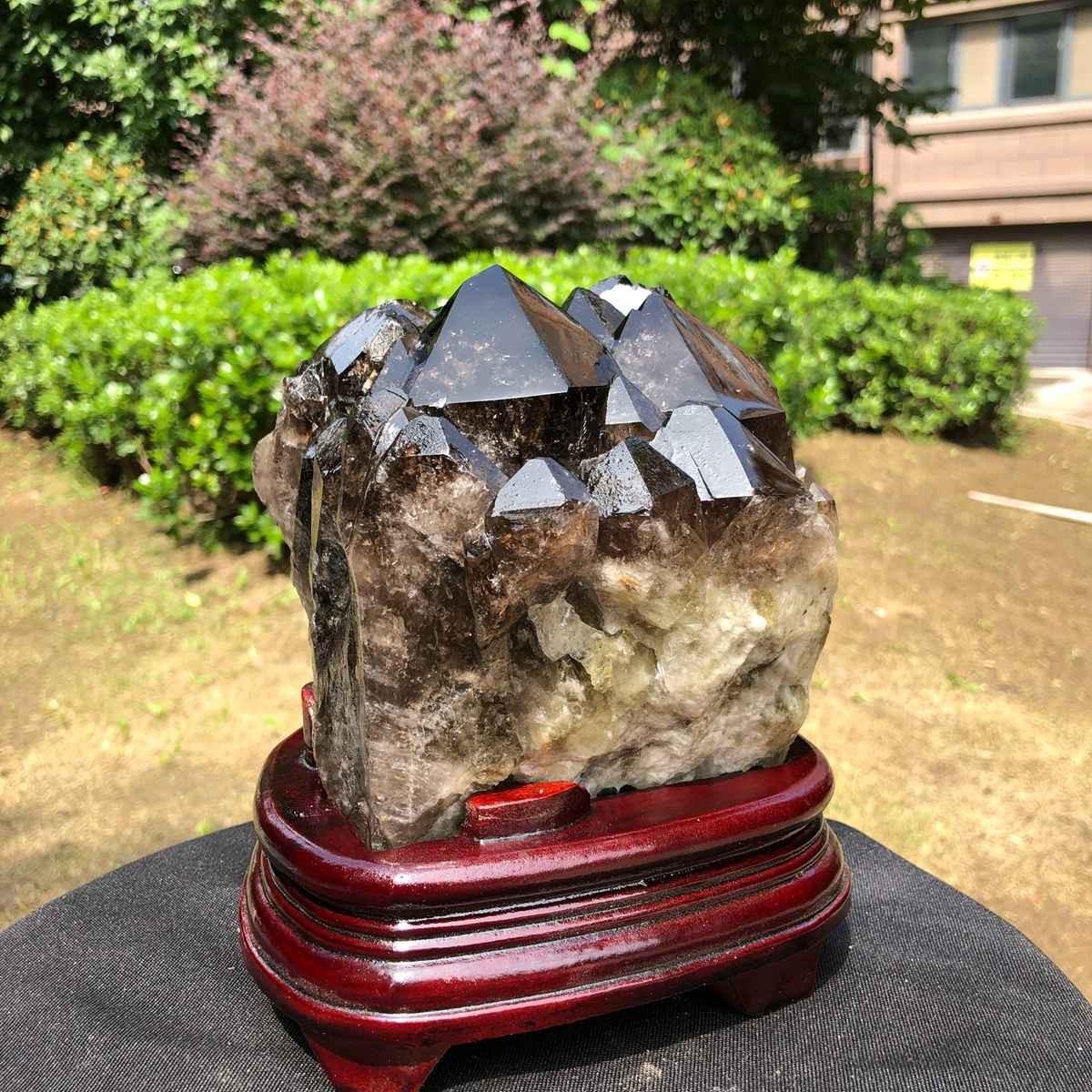 3340g Natural tea crystal specimen + pedestal MH1800