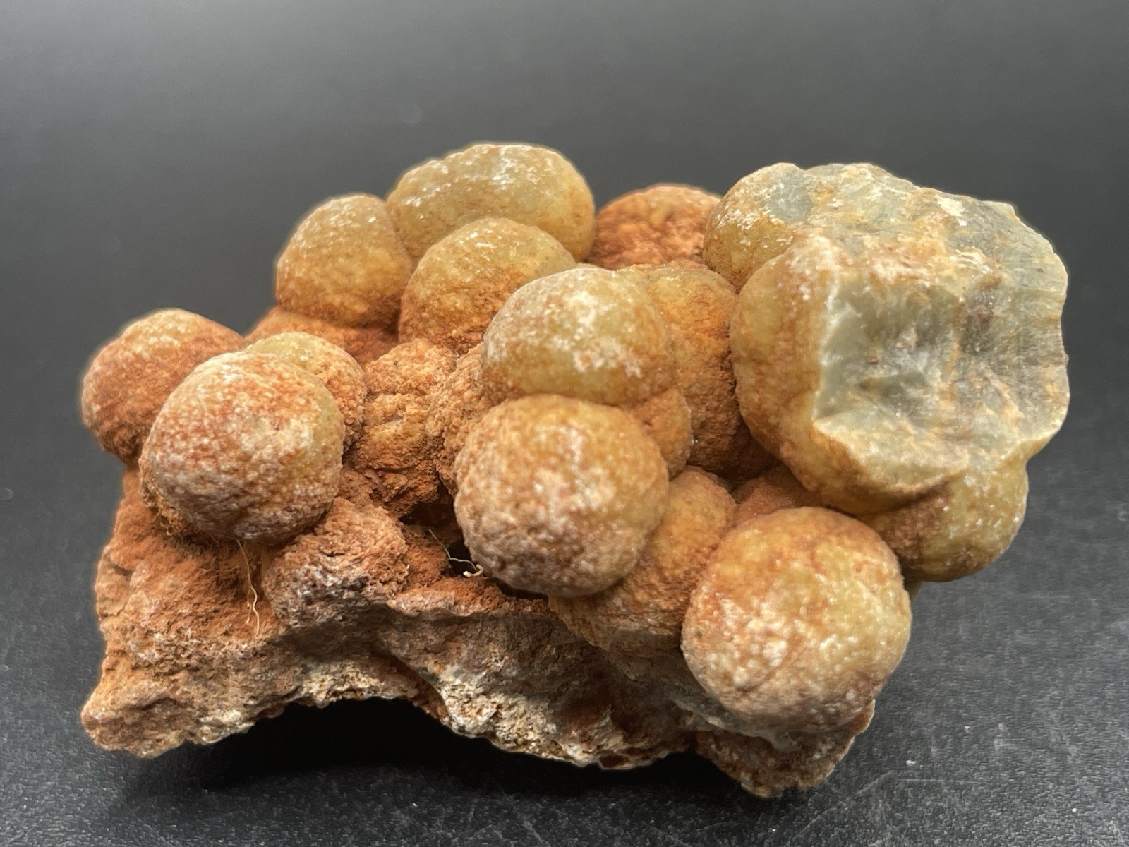 Grape Agate Cluster 62g