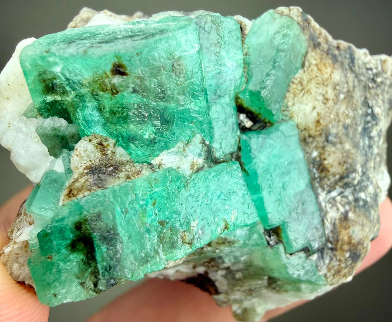 446 Ct ,Full Terminated Natural Green Emerald Crystals Bunch on Matrix, KPK Pak