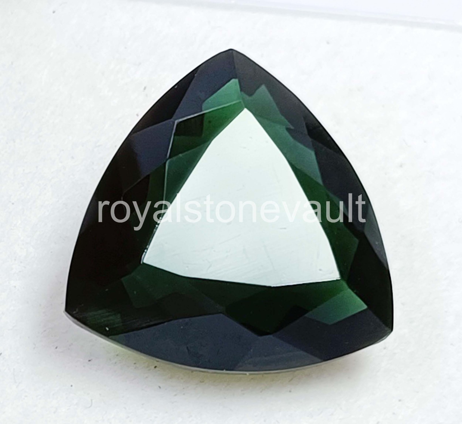 IGL Certified 22.20 Ct Natural Green Emerald Loose Gemstone Trillion Cut – 5AOQ