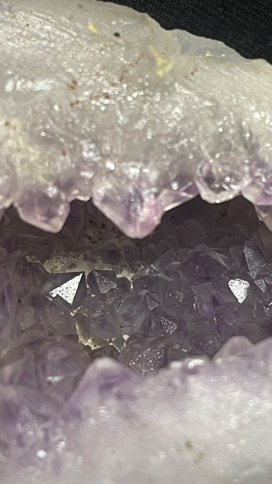 Stunning amethyst bow geode in natural specimen/India