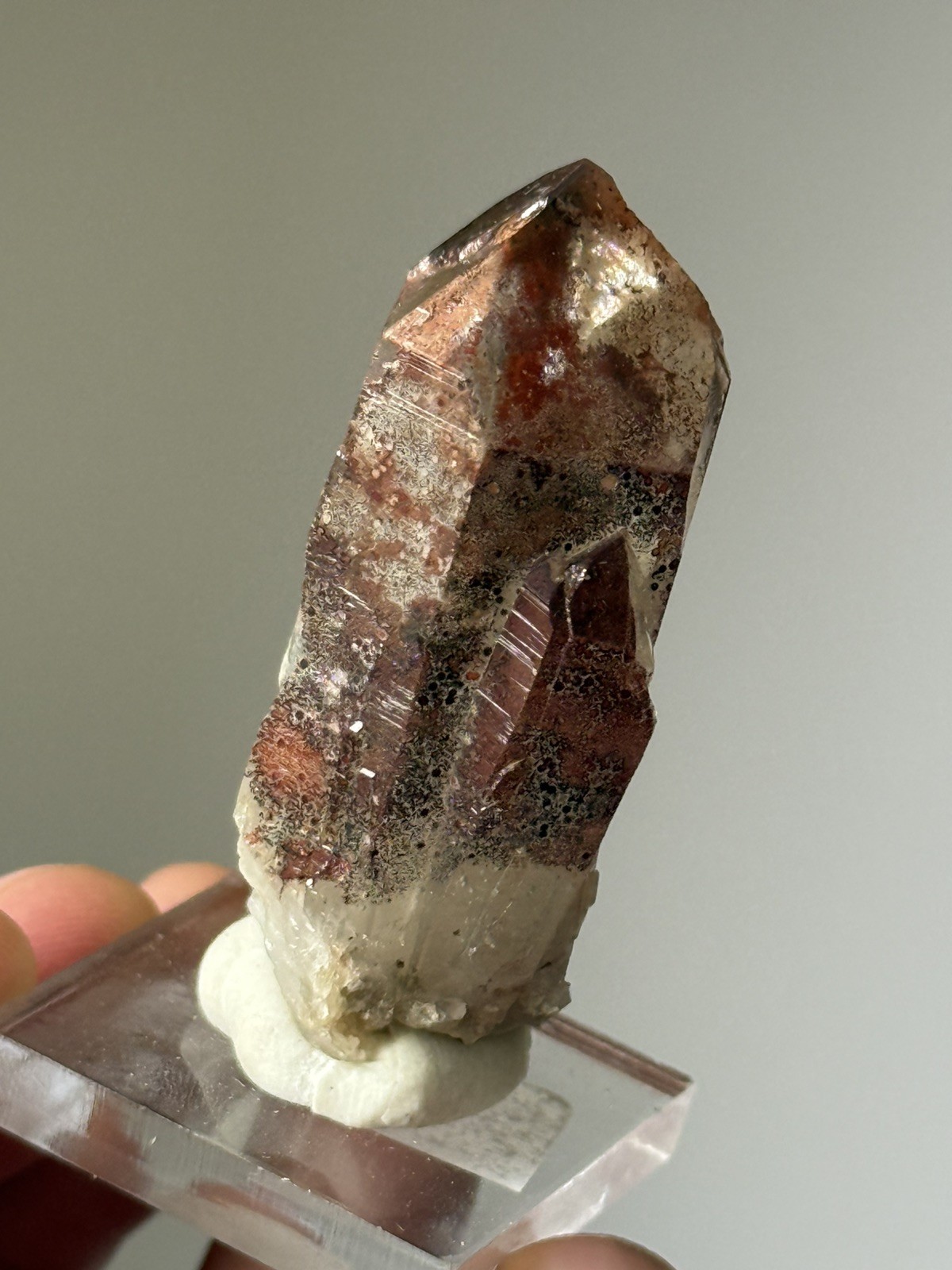 Quartz Crystal w/ Phantom & Hematite Red Feather, CO 5cm – 34.2g – ID20