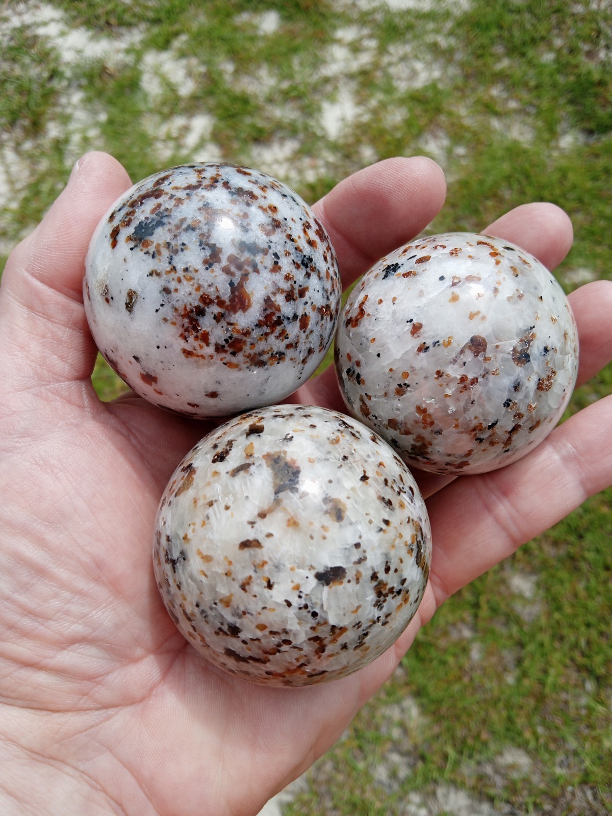 Lot oF 3 Spheres Crystal Balls. Yellow Chondrodite. 1 Pound 9 Ounces! 2″ X1