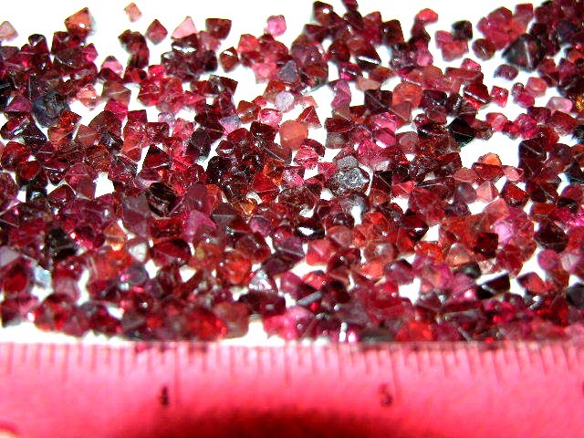 Spinel rare ruby red crystals Sri Lanka 20 carat lots 17-25 crystals