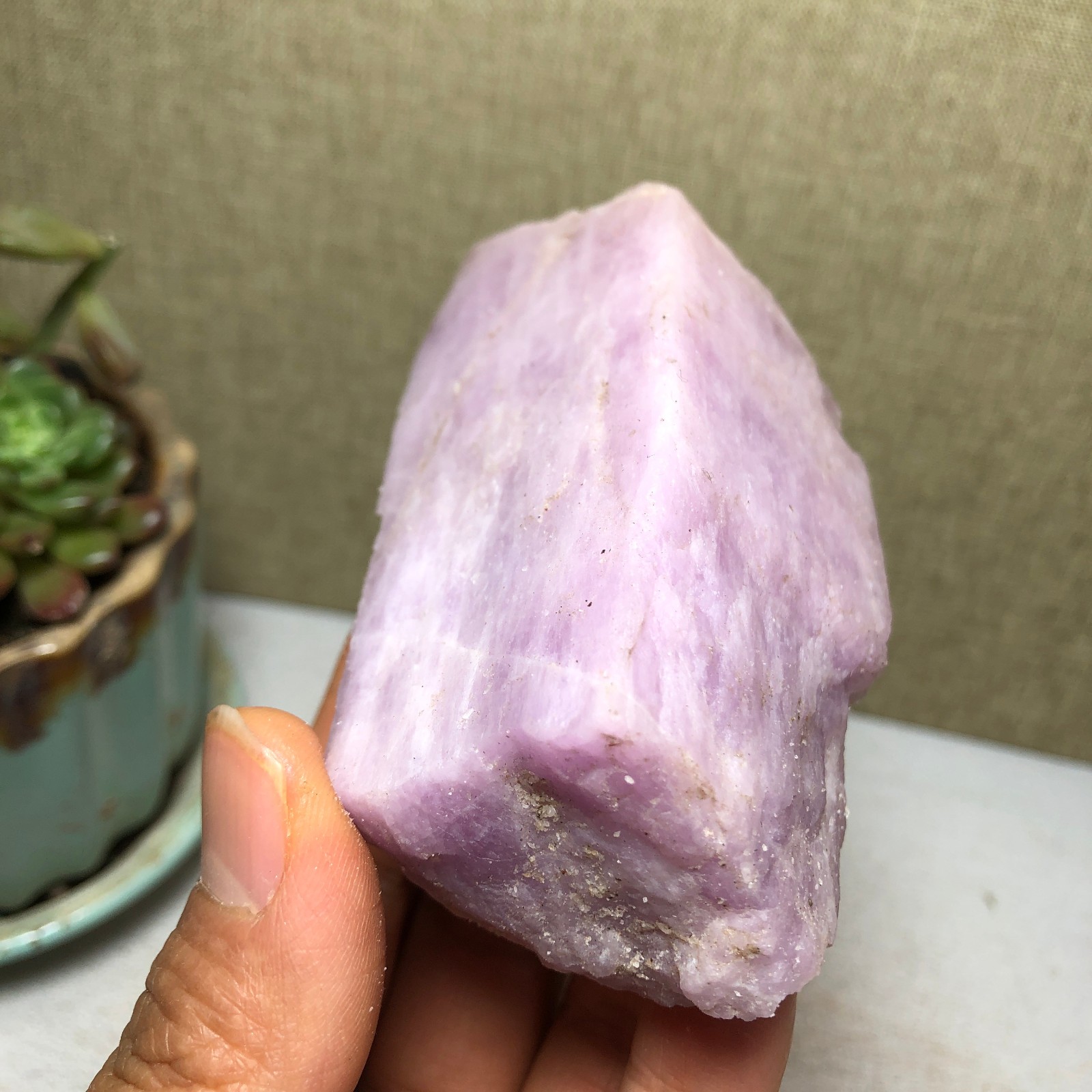 72mm Natural Kunzite Crystal semi-precious rough original Specimen 226g A4174