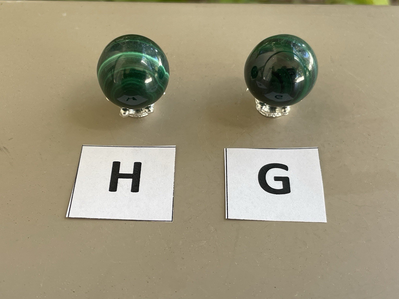 Malachite Crystal/Gemstone Mini Sphere W/Stand 13-14G 17mm (Price For 1)