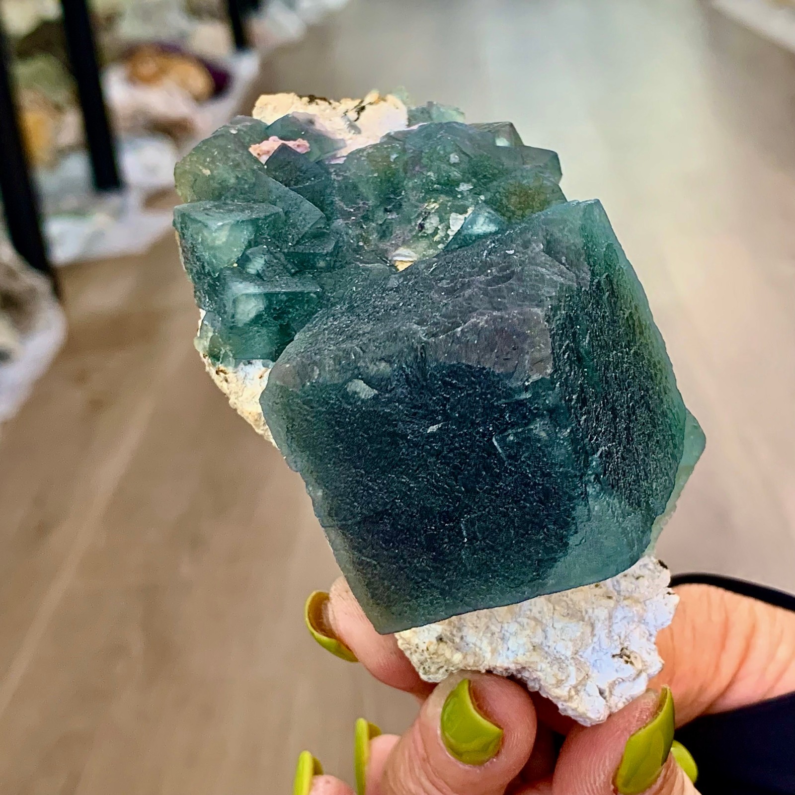 388G Rare transparent Blue green fluorite mineral crystal sample/China