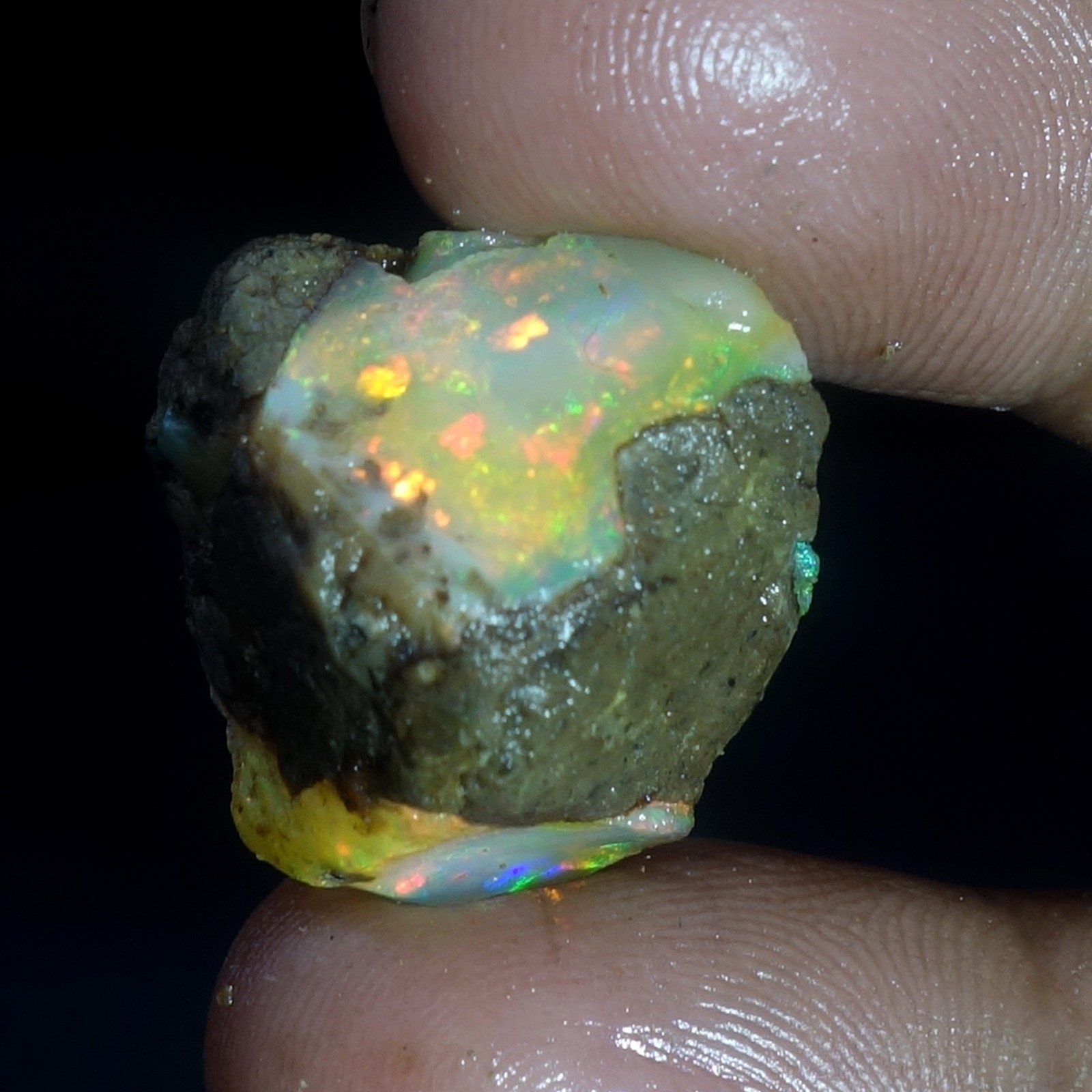 AA+ Ethiopian Oli Opal Rough Entreated Welo Opal Multi Fire Color Flash 23.80Cts