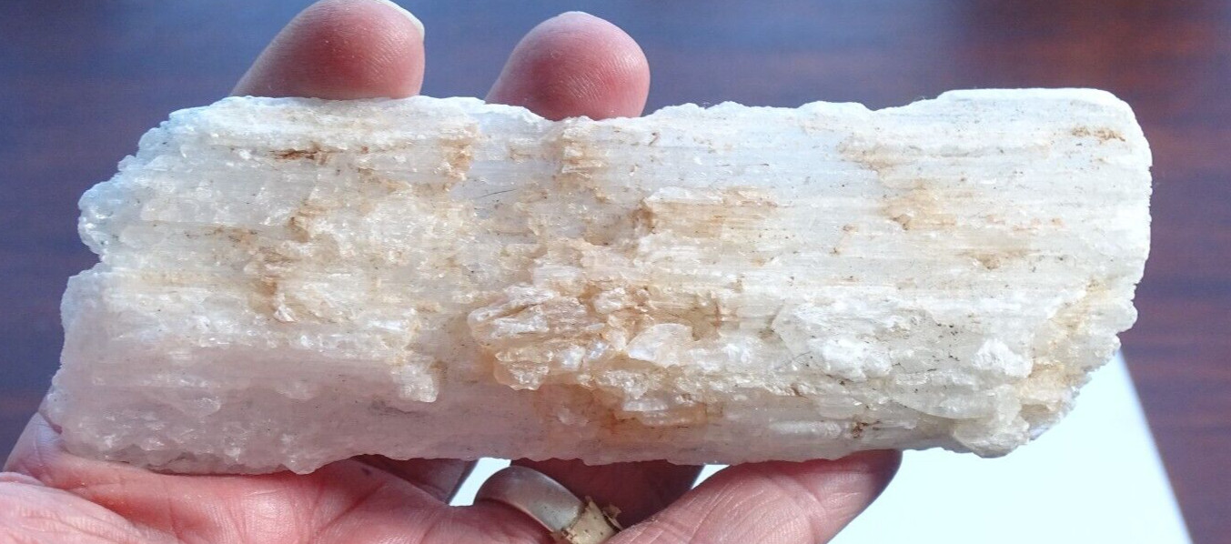 NATURAL SELENITE PIECE – 13.5 x 4.5 x 2 cms 173 gms – Selene moon goddess