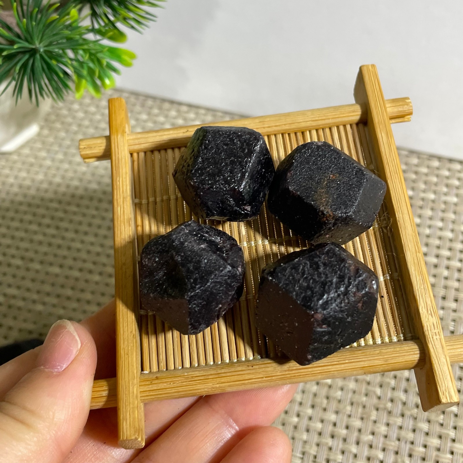 4pcs RED Garnet Crystal gemstone rough stone mineral specimen 103g