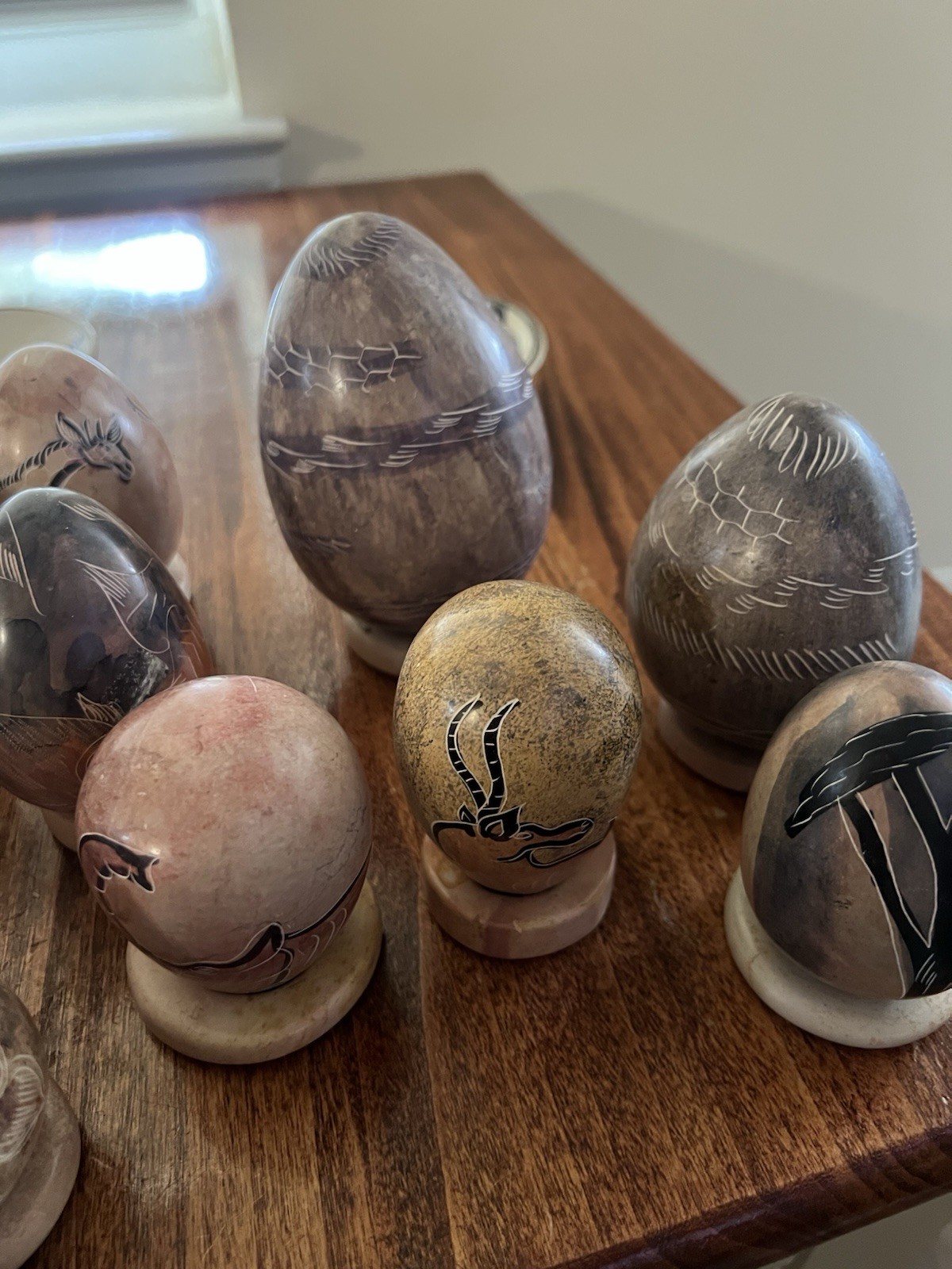 16 Hand Carved Etched Soapstone Egg, Holding Rings, And 3 Bowls. Made In Kenya