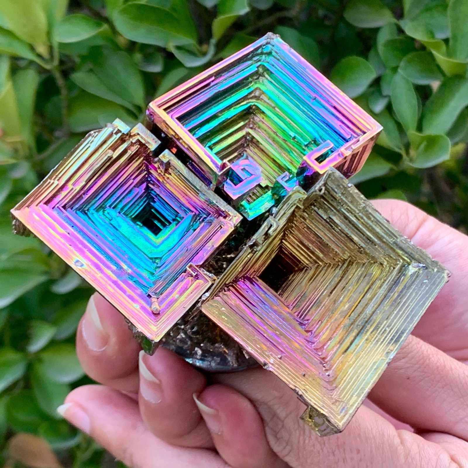 1.63LB ram Bismuth rainbow crystal elementBi gemstone Mineral specimen healing