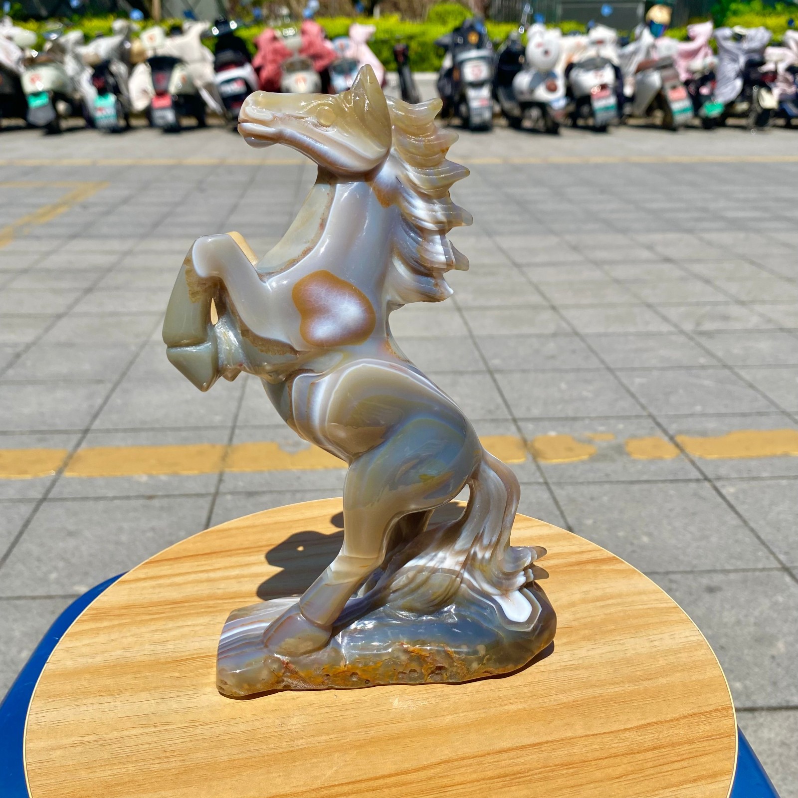 1.96LB Natural Agate Carved Horse Figurine, Exquisite Hand Carved Gemstone Statu