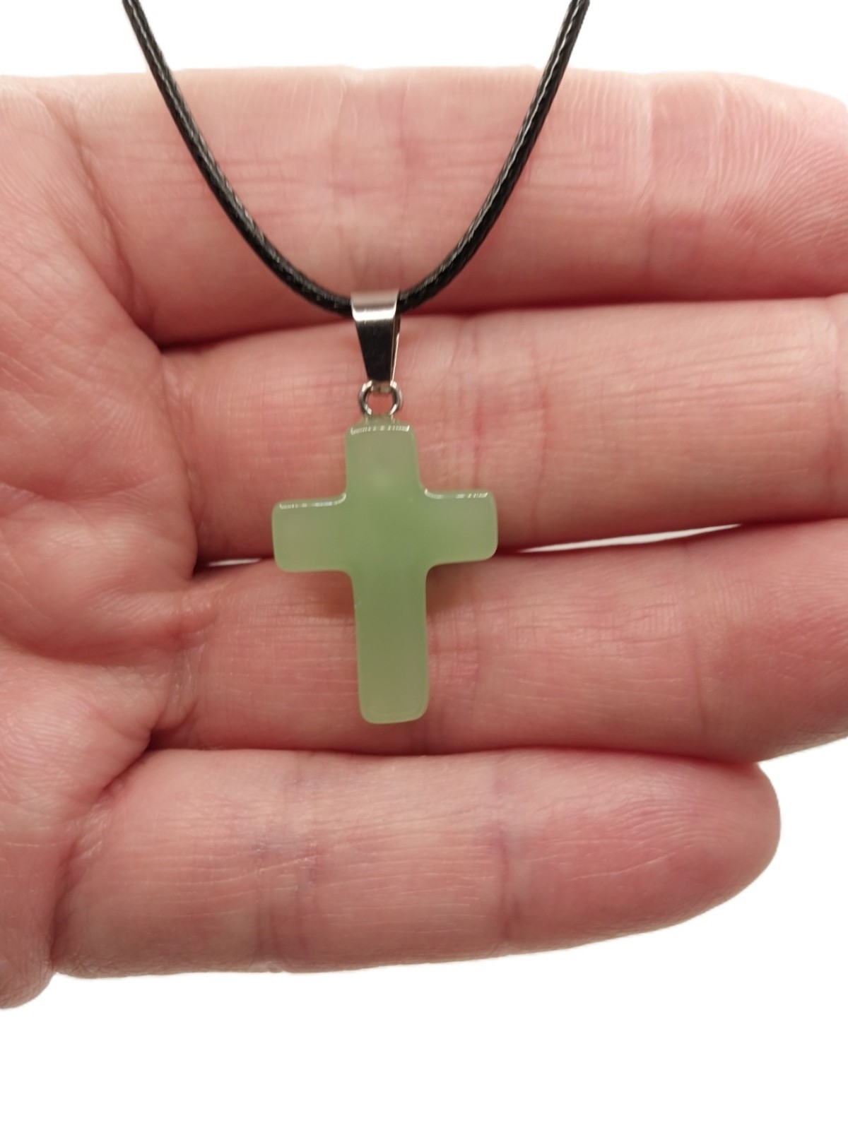 Natural Quartz Crystal Stone Chakra Healing Gemstone Cross Pendant Necklace