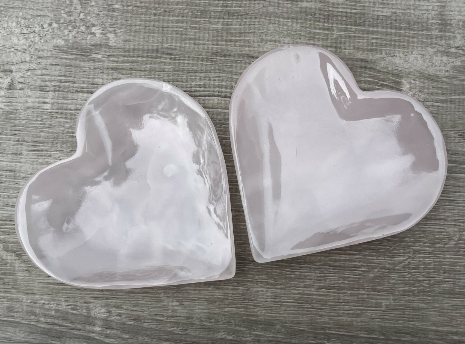 Pink Calcite Heart Bowl, 4″ Calcite Pink Heart Carved Plate,Healing Crystal Bowl