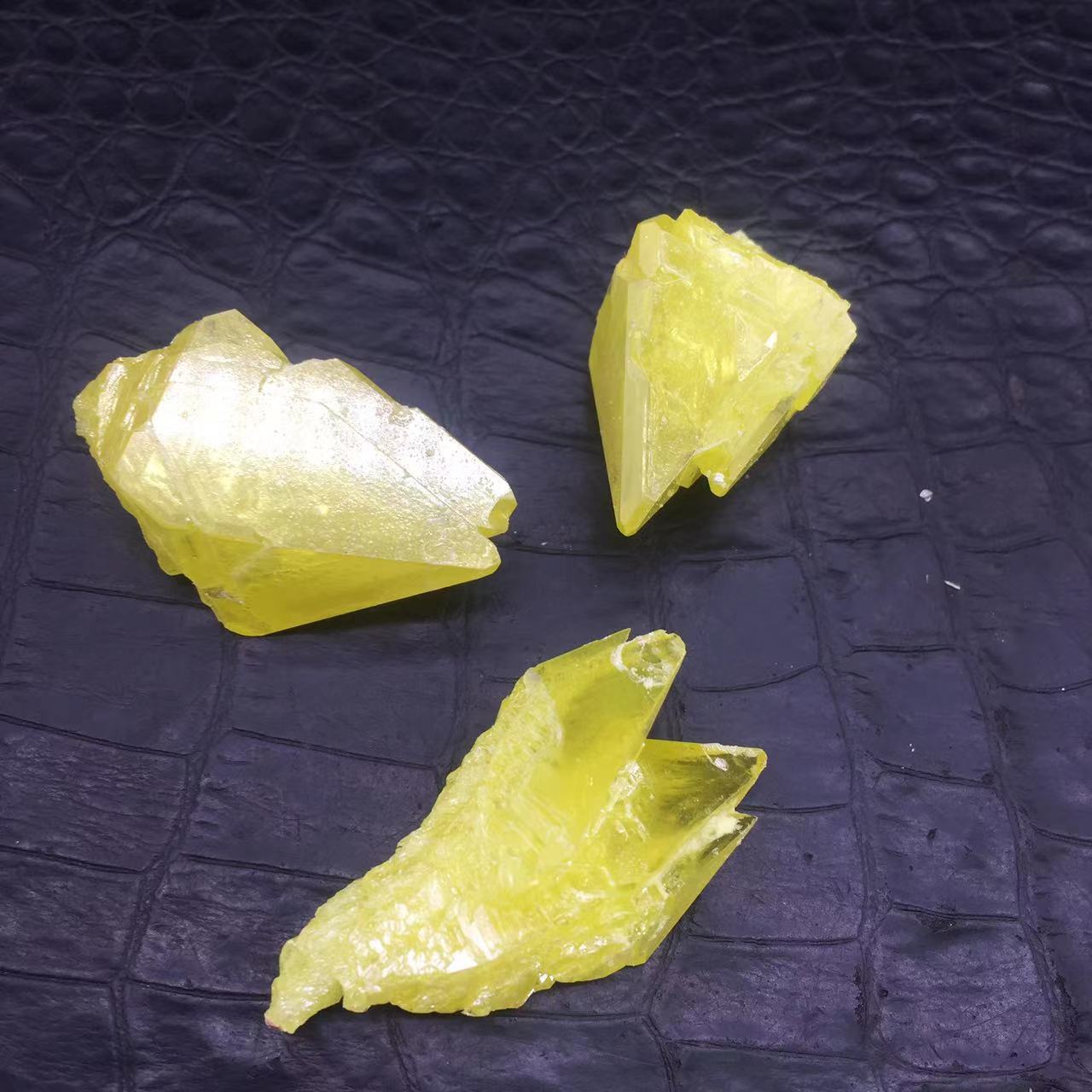 Natural Sulfur Sulphur Quartz Crystal Cluster Specimen Reiki Raw Gemstone 1Pc