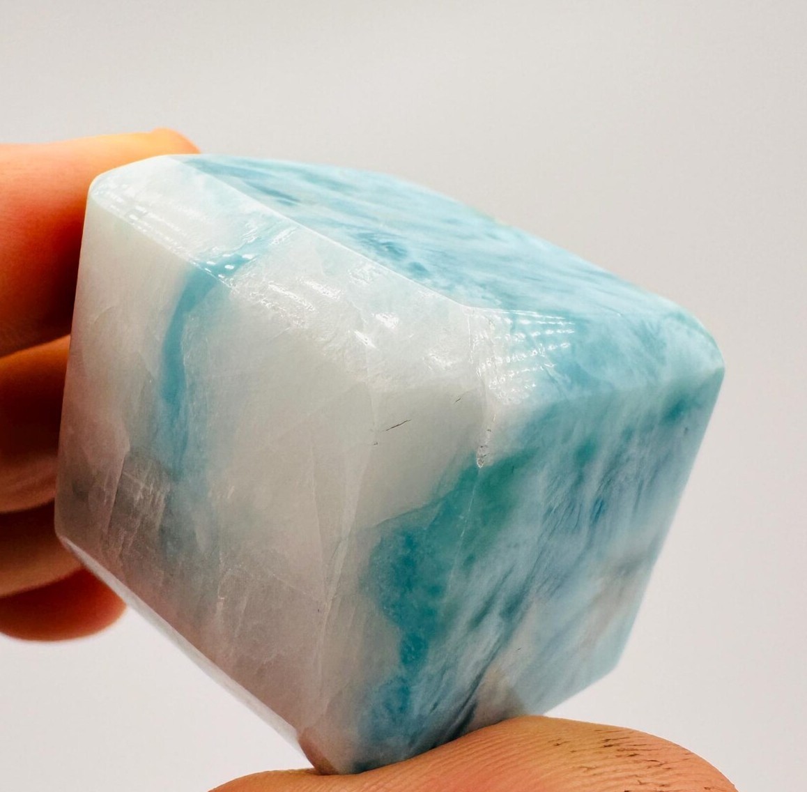 DOMINICAN REPUBLIC LARIMAR CUBE 41 X 34 MM