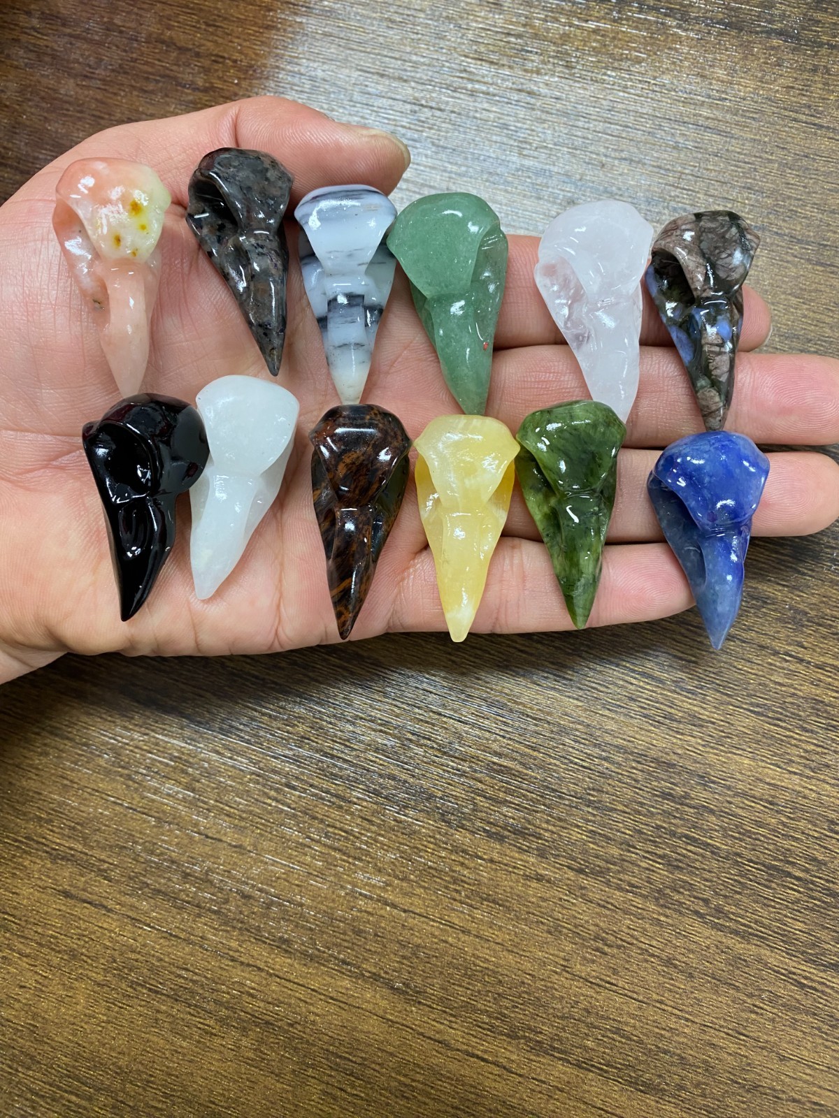 1pc Natural Mixed Quartz hand Carved Bird skull crystal Reiki healing gift