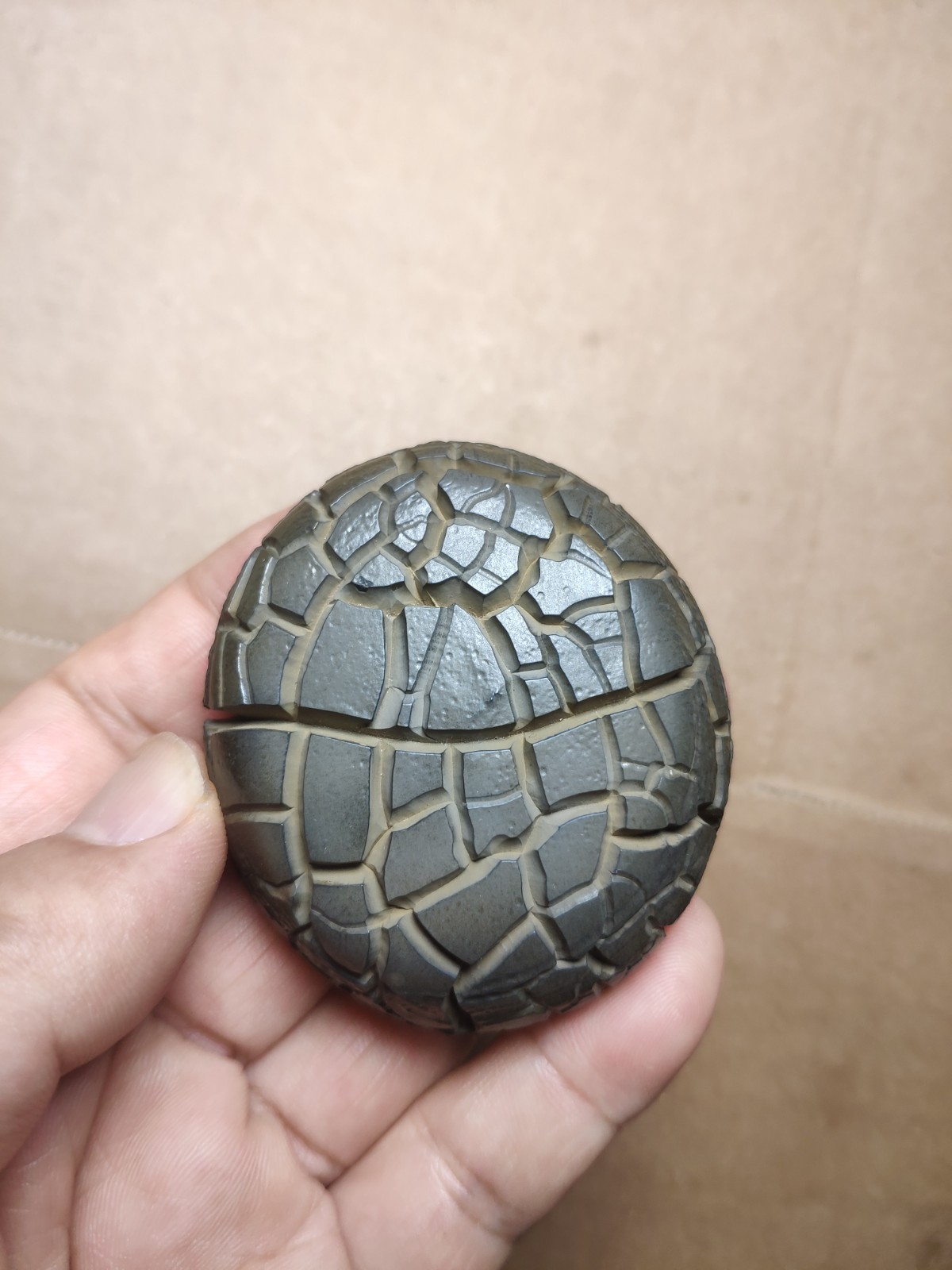 136g beautiful Natural tortoise back pattern stone Landscape stone