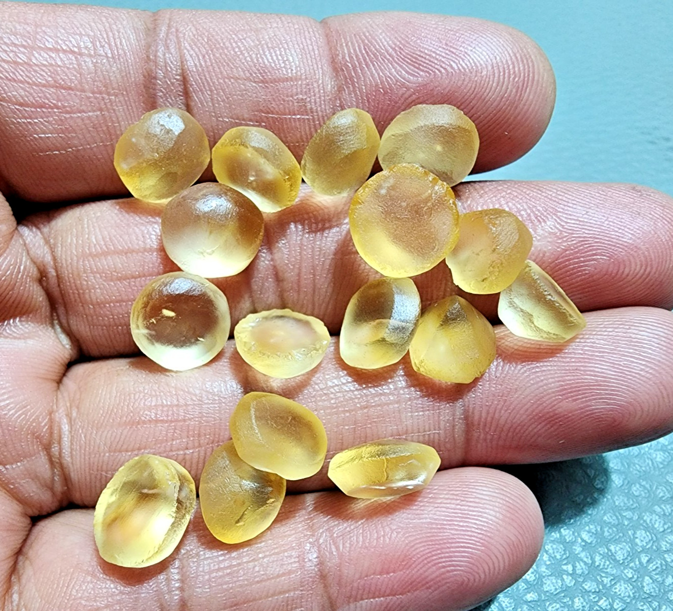 AAA+ Golden Citrine Topaz Without Cutting, 16Pcs Faceted Cabochon Gem 8-11MM