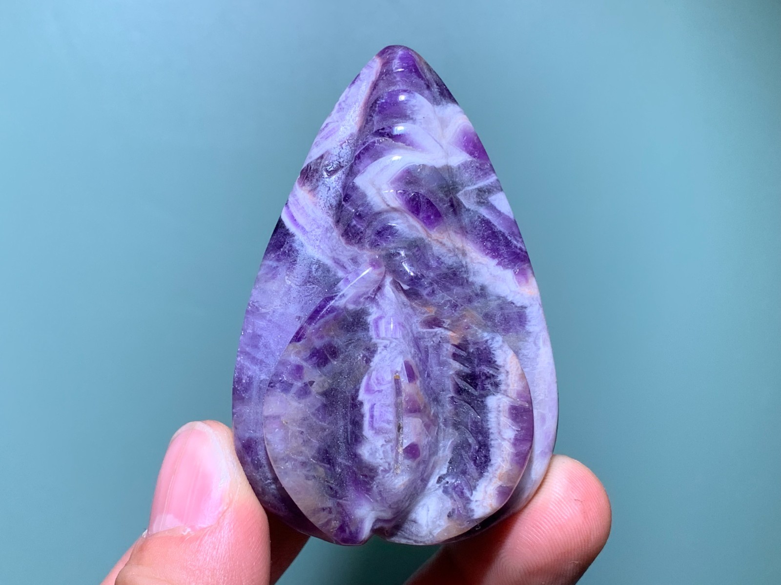2.5”+Natural Dreamy amethyst quartz crystal hand carved Crystal Vagina skull 1x