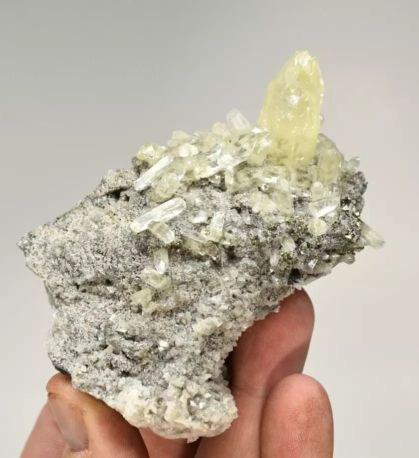 209g Calcite on Dolomite – Sweetwater Mine, Reynolds Co., Missouri