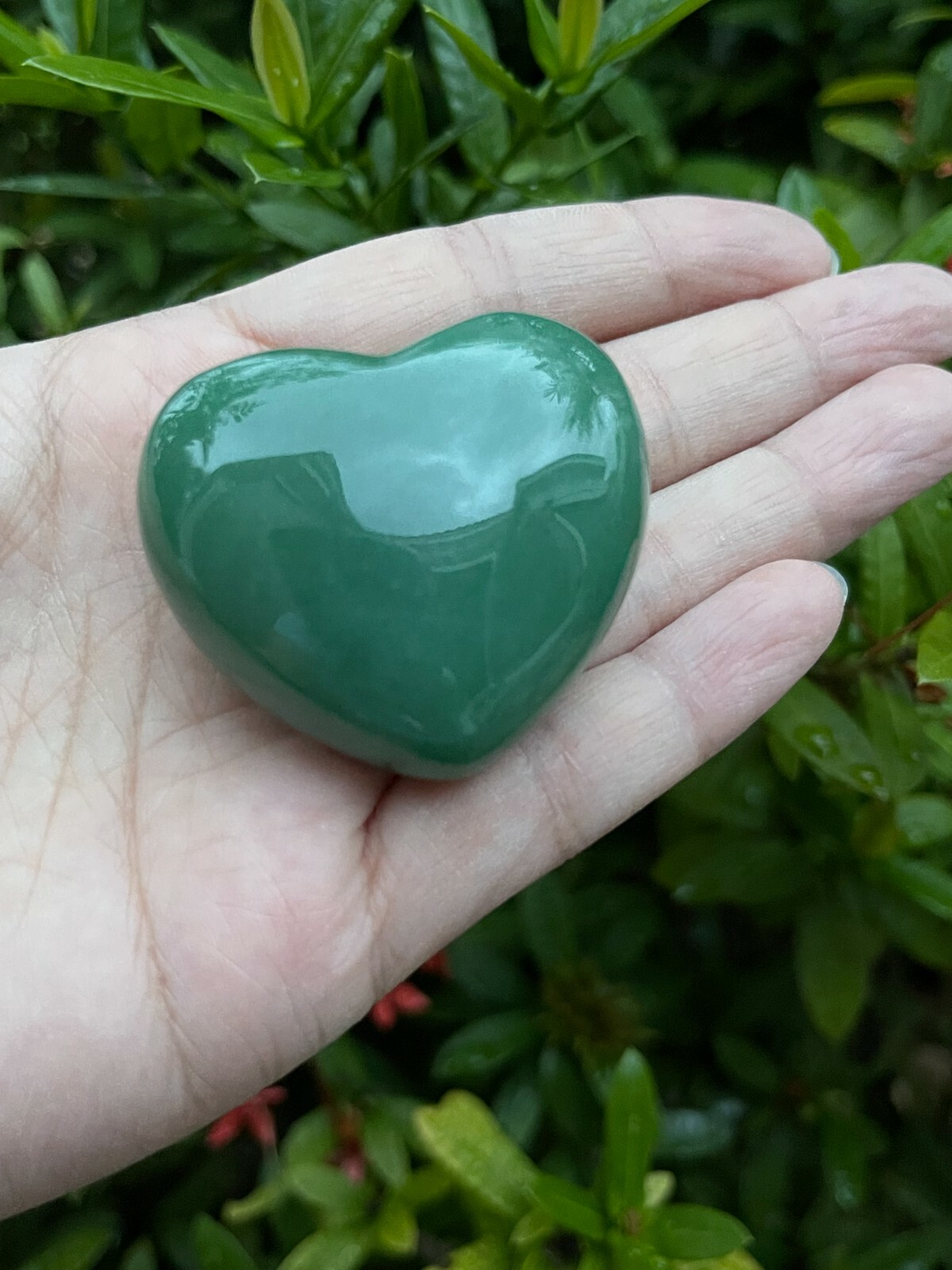 Large Green Aventurine Heart, 1.75″ Polished Green Aventurine Puffy Heart, Bulk