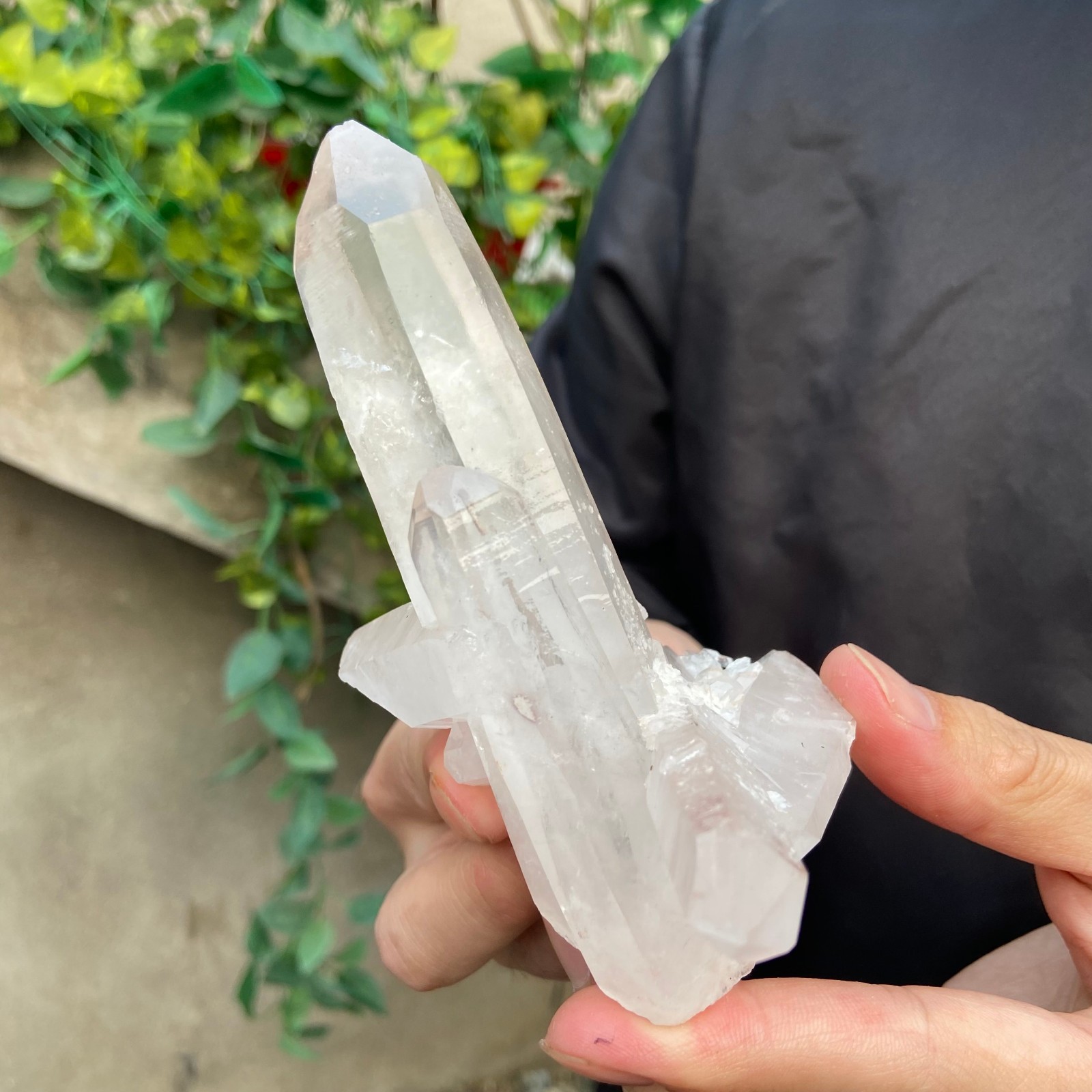 280g Natural Clear White Quartz Crystal Cluster Rough Healing Specimen