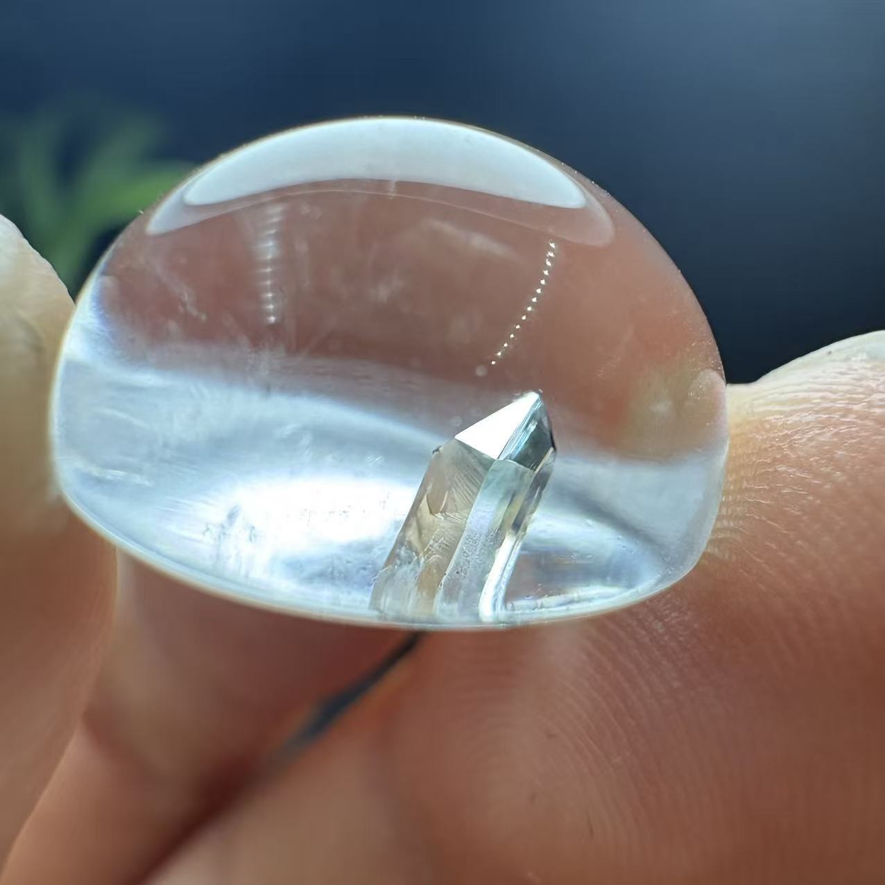 Natural crystal inlay ring bezel, size: 12 to 18mm