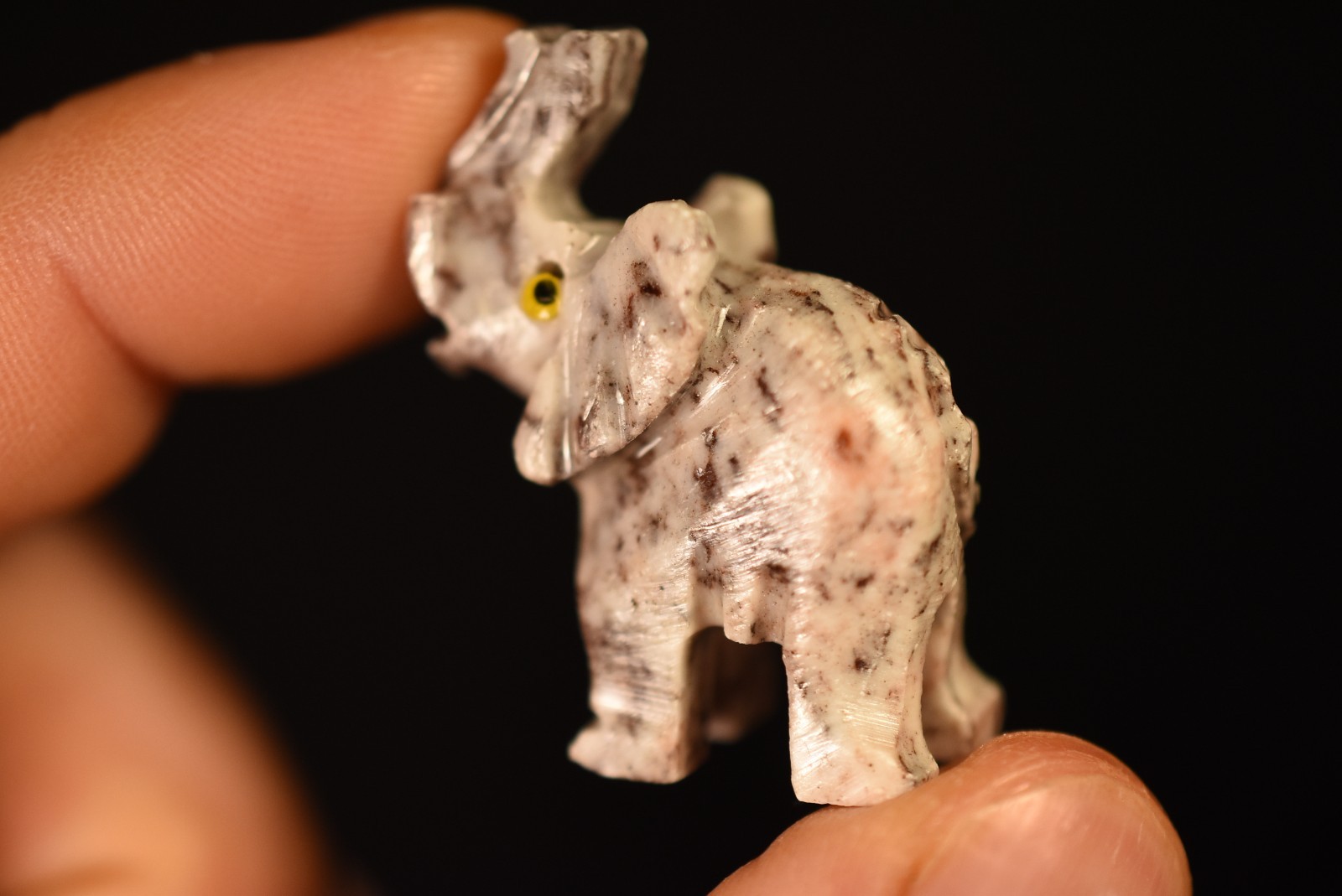 *SOAPSTONE ELEPHANT* Carving 3.8cm 13.7g Carved Natural Stone Figurine Statue