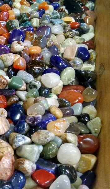1/2 lb Tumbled Natural Assorted Small Gemstone Mix 40-90 Stones Rocks Bulk Gems