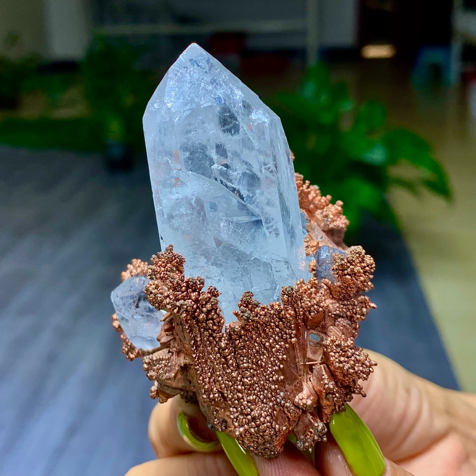 148G Rare iridescent Native Copper with white quartz crystal mineral-symbiosis
