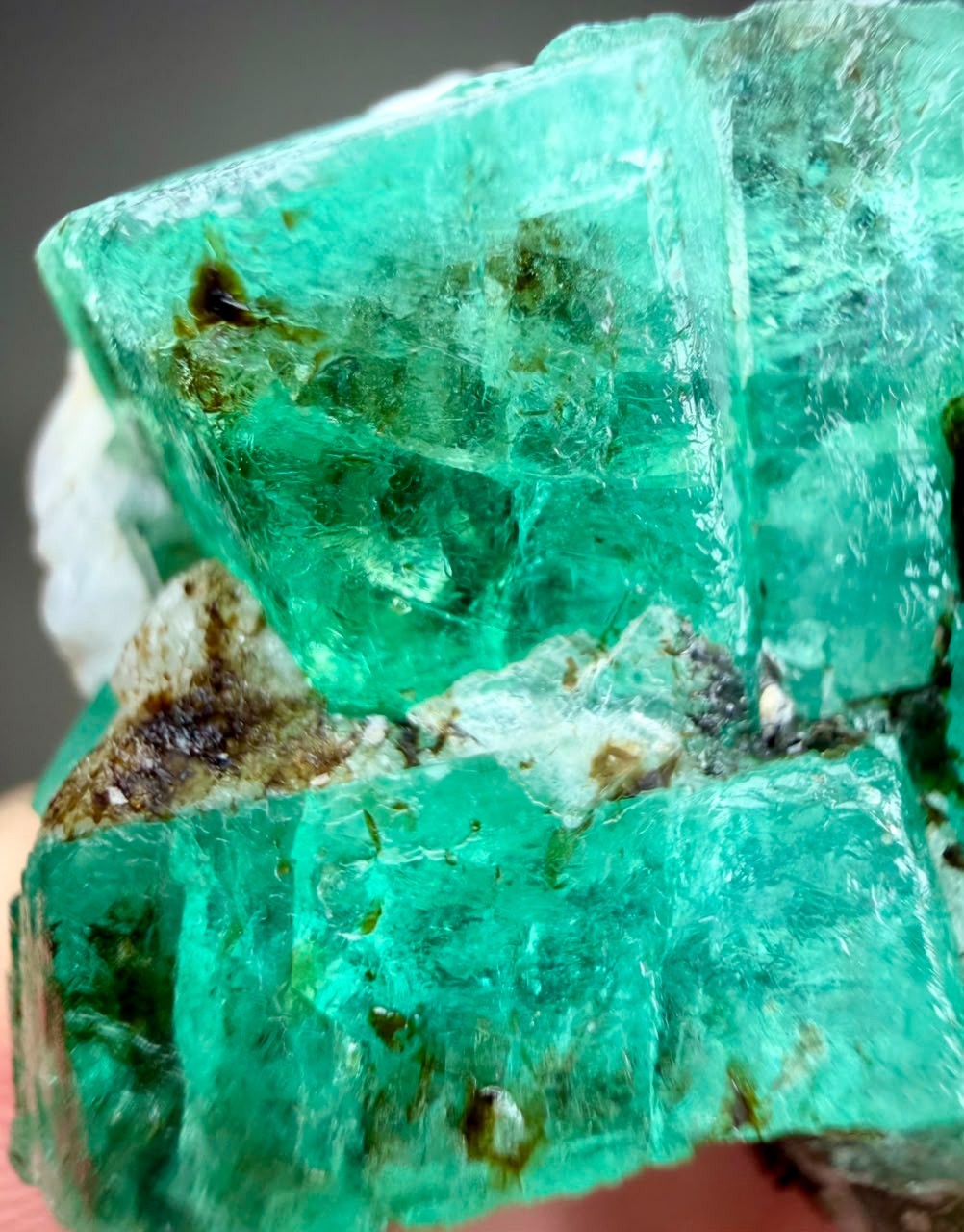 446 Ct ,Full Terminated Natural Green Emerald Crystals Bunch on Matrix, KPK Pak