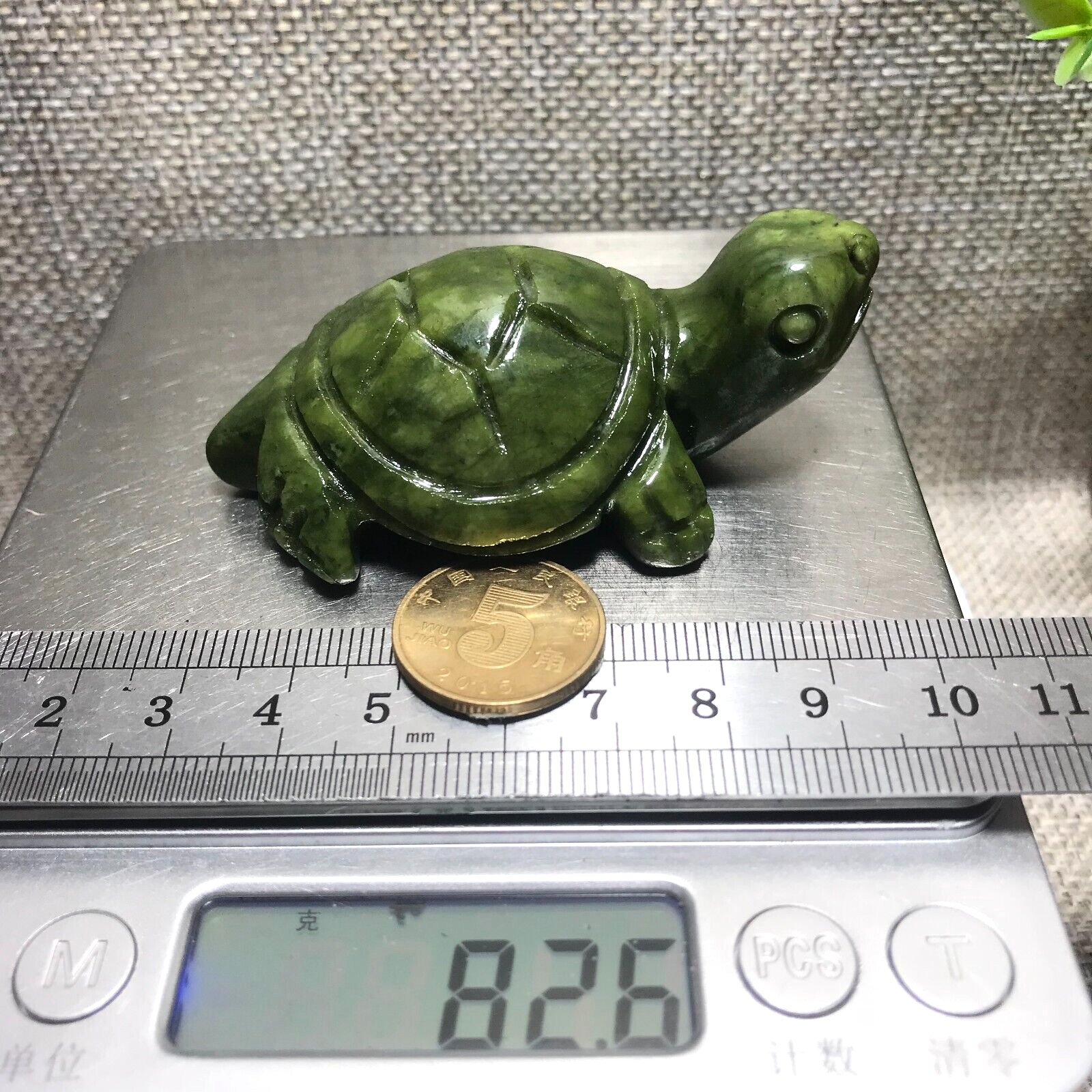 82g Natural Green jade carved Turtle quartz Crystal Tortoise 32