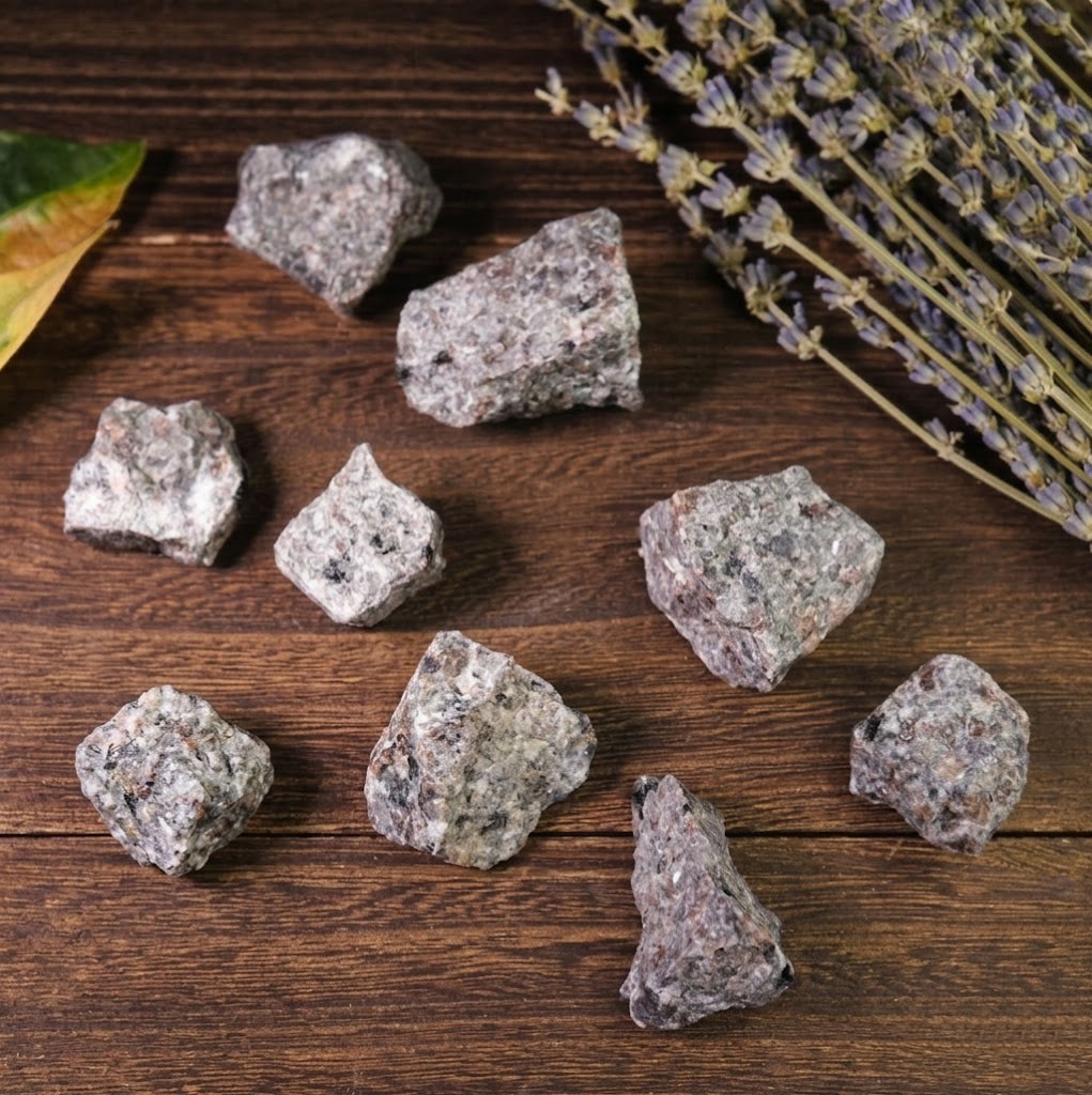 3PC Raw Natural Yooperlite Rough Stone UV Fluorescent Fire Crystal Healing Gift