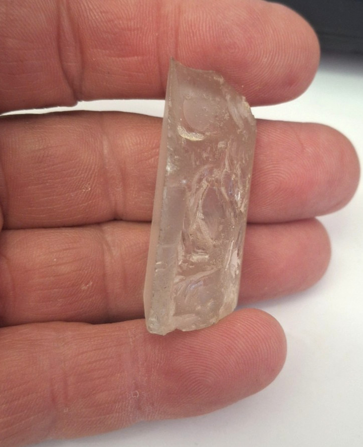 150.75 clean facet grade topaz crystal … Stanthorpe Aus. 46 mm x 26 mm x18 mm