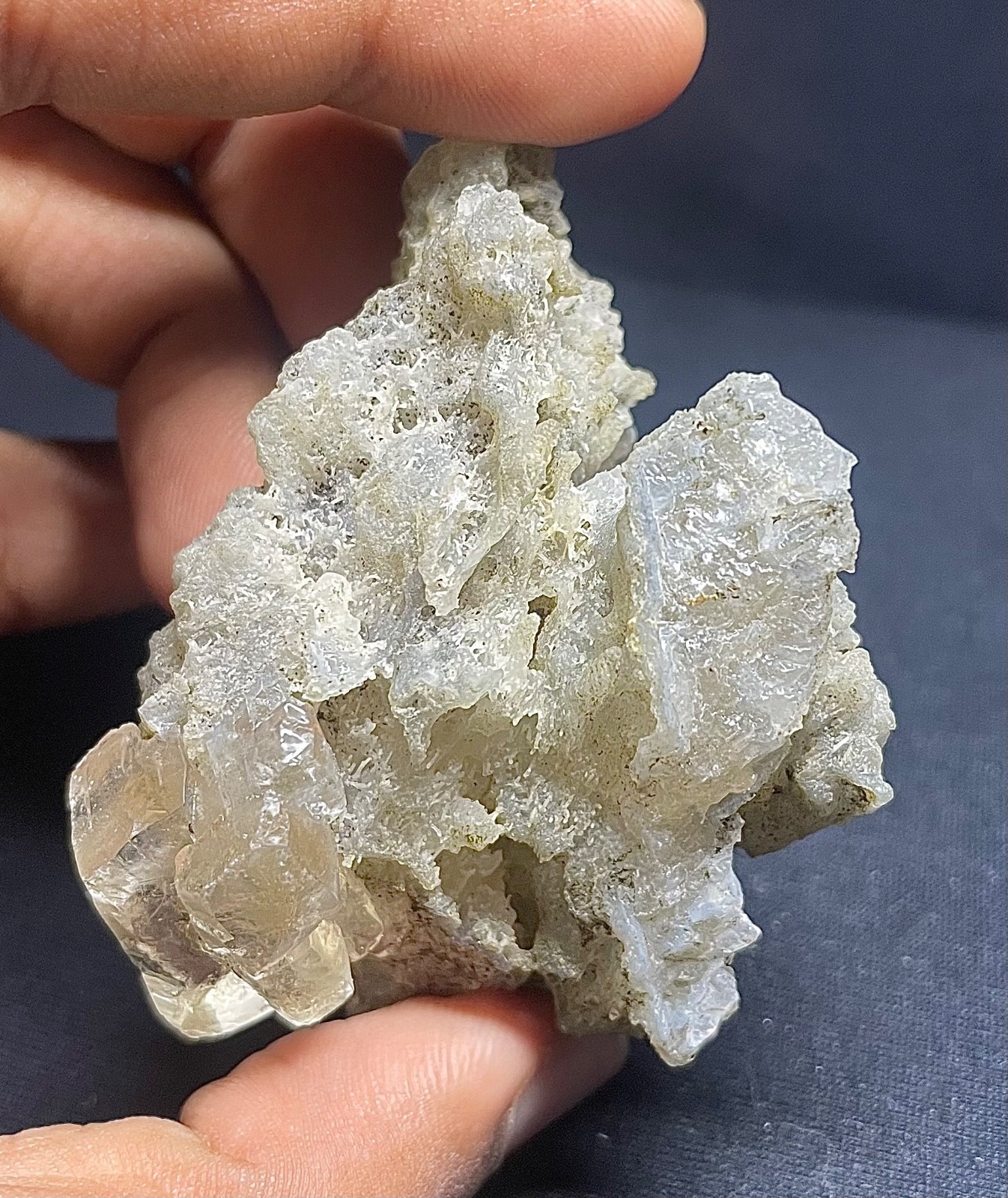 Natural Apophyllite crystal stunning mineral specimens 80gr 7×5.5×4 cm video