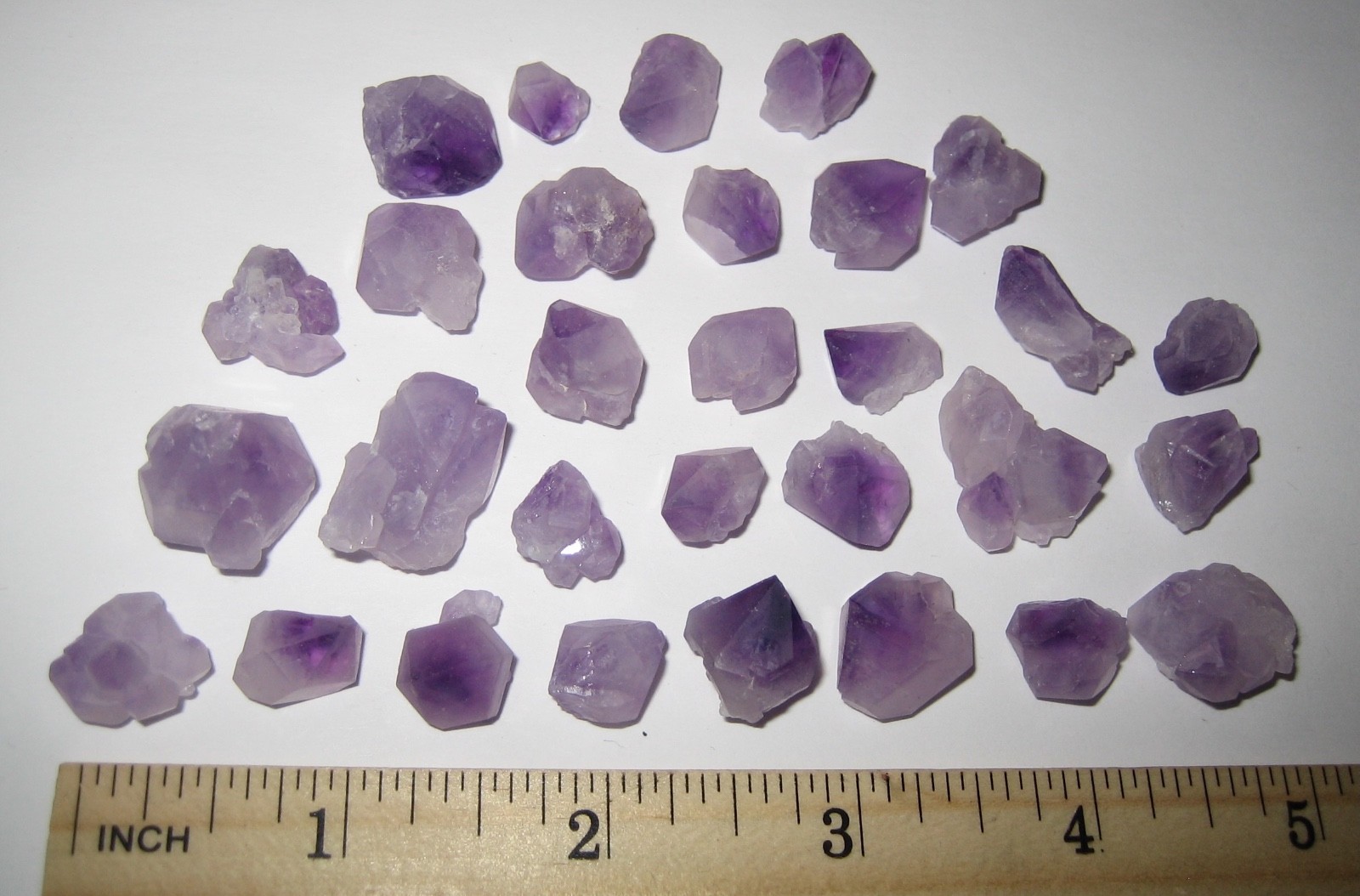 30 SMALL NATURAL ROUGH 0.4″- 0.6″ LIGHT PURPLE AMETHYST CRYSTALS ~ 61.4g *7