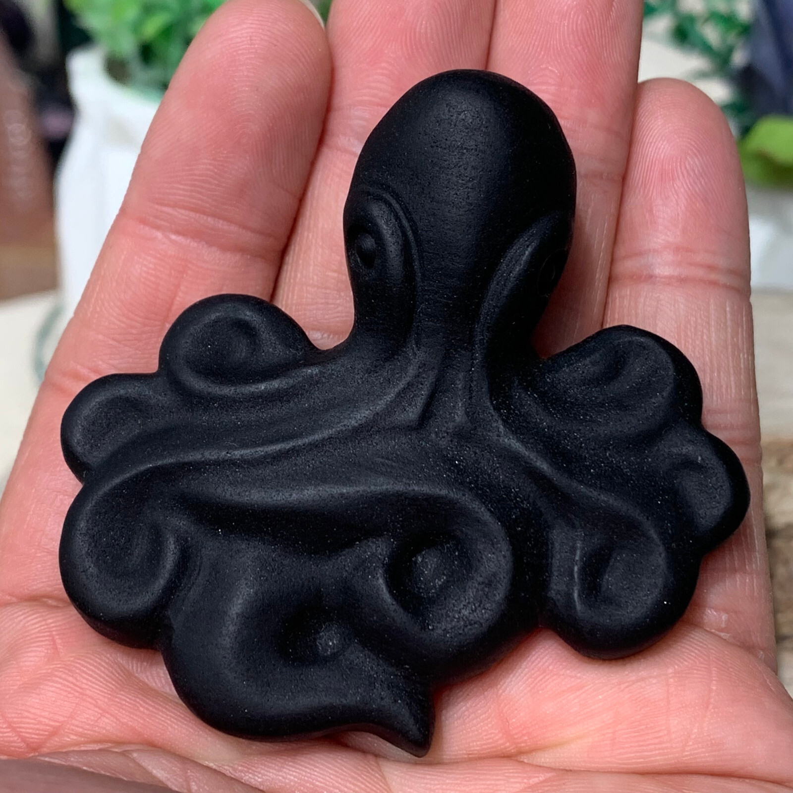 62G Natural Obsidian Stone Carved Octopus Quartz Crystal Carving Healing
