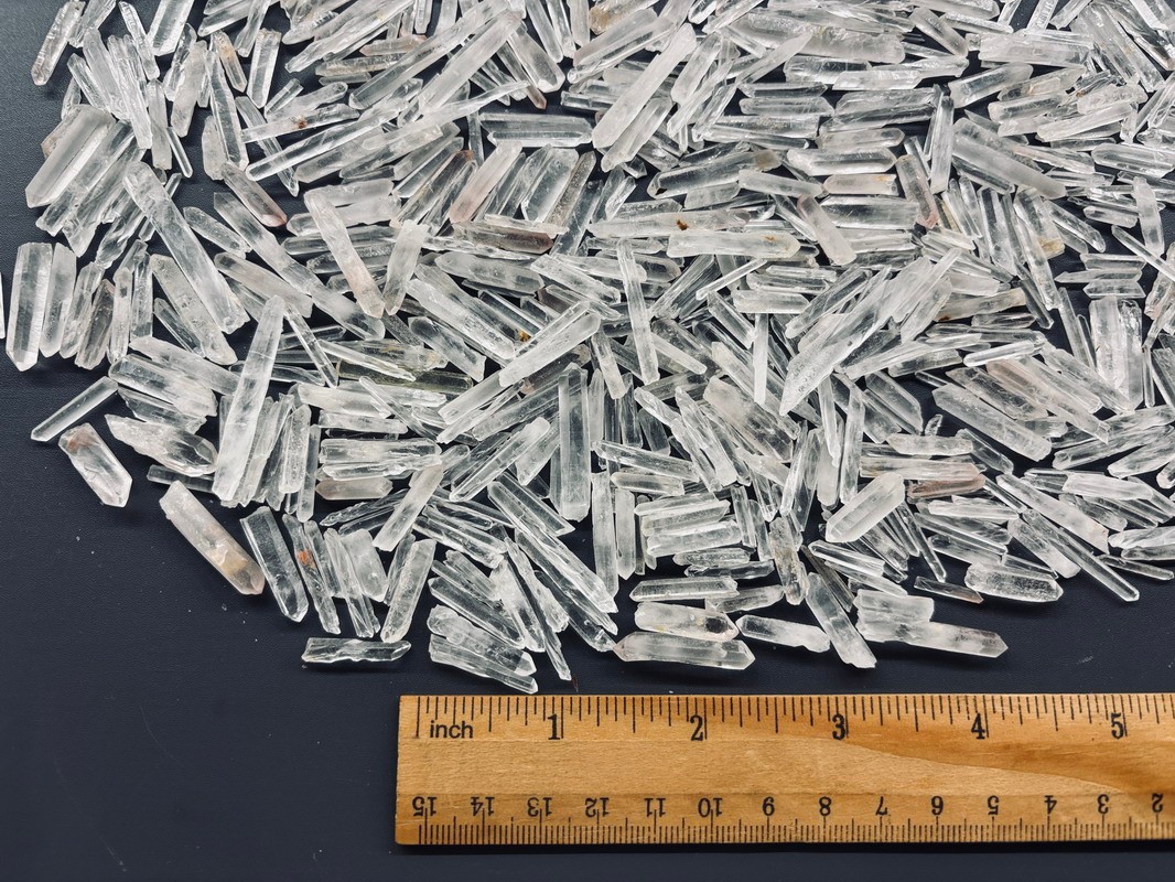 200pcs+ Tiny Natural Clear Quartz Crystal Points 1/2Lb Terminated Wand Healing