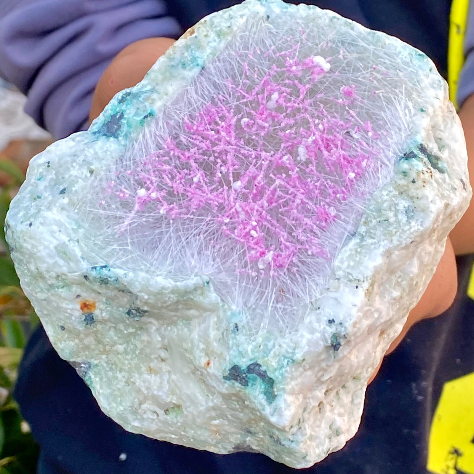 1.92LBRestoration of Needle Pink Iron Ore Crystal Quartz Energy Mineral Specimen