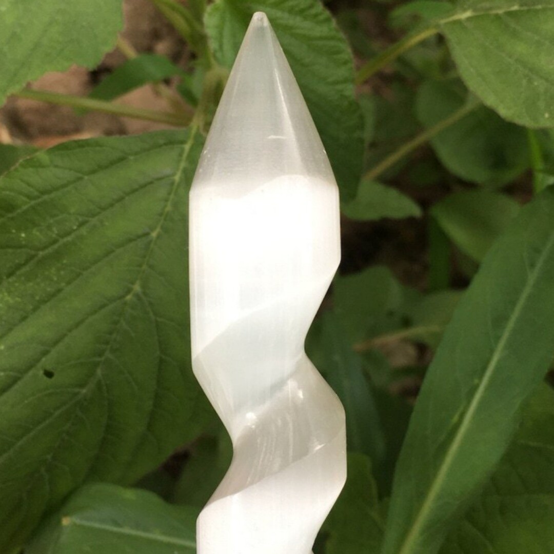1PC Selenite Heart Spiral Sword Quartz Crystal Mineral Reiki Energy healing 90g+