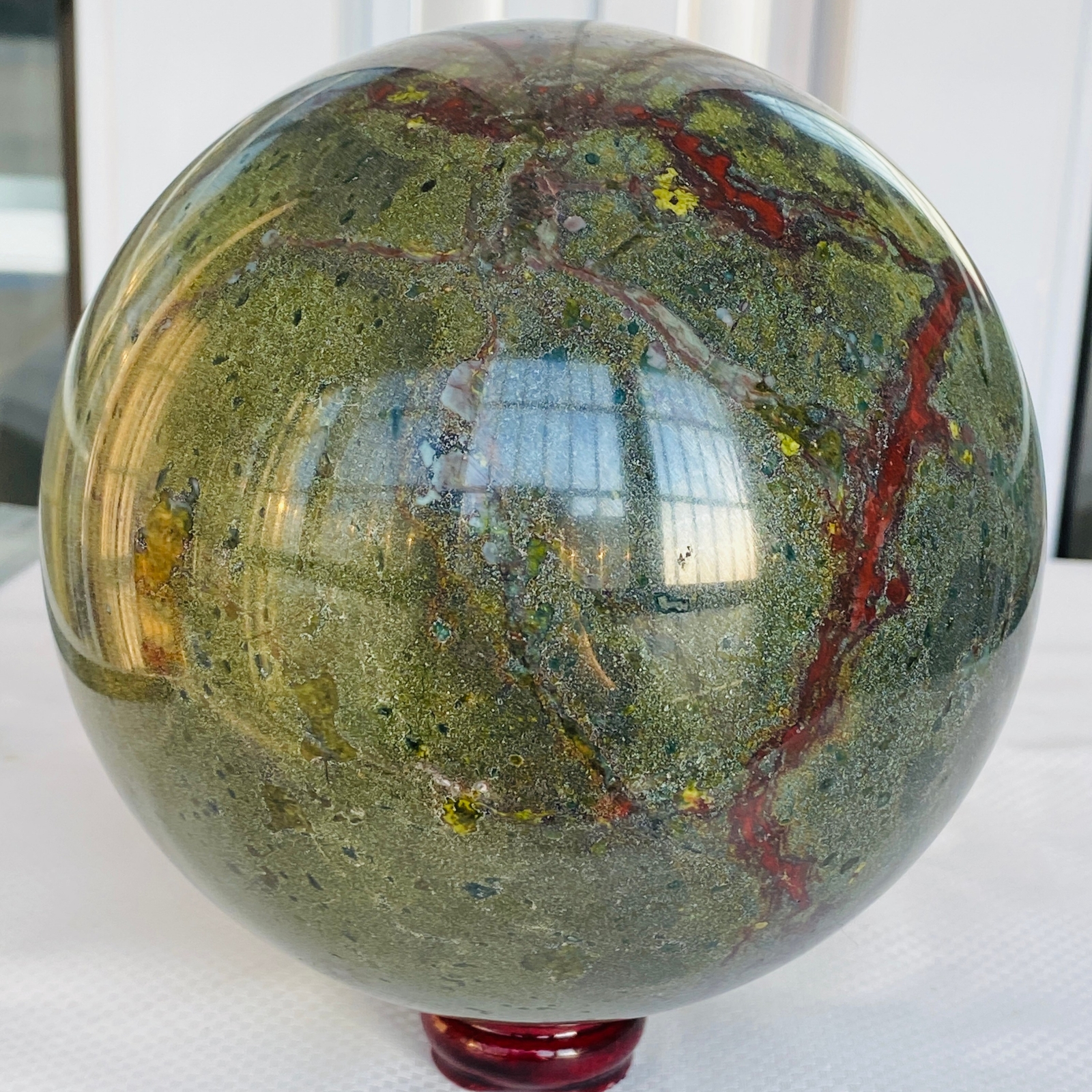 Natural dragon blood stone quartz sphere crystal ball reiki healing 4080G