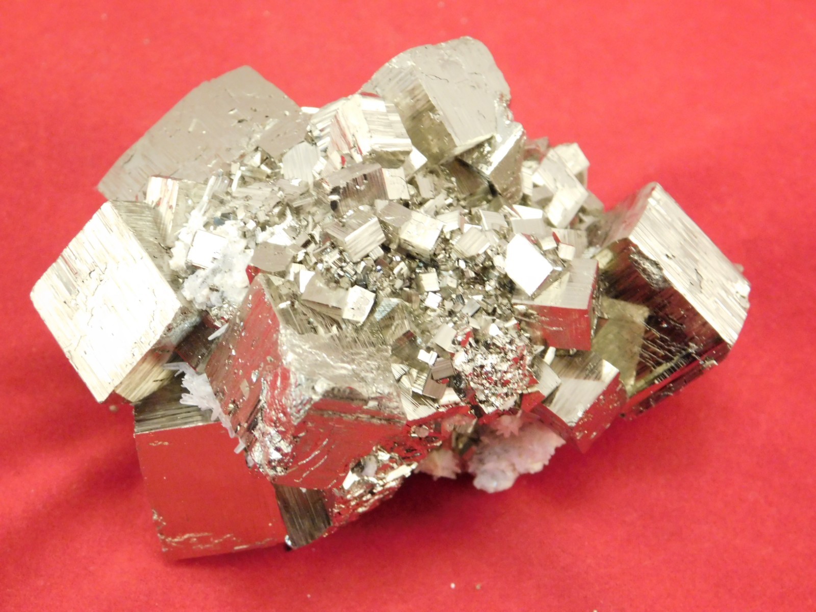 wOw! Larger! Super Nice! PYRITE Crystal CUBE Cluster Huanzala Mine Peru 247gr