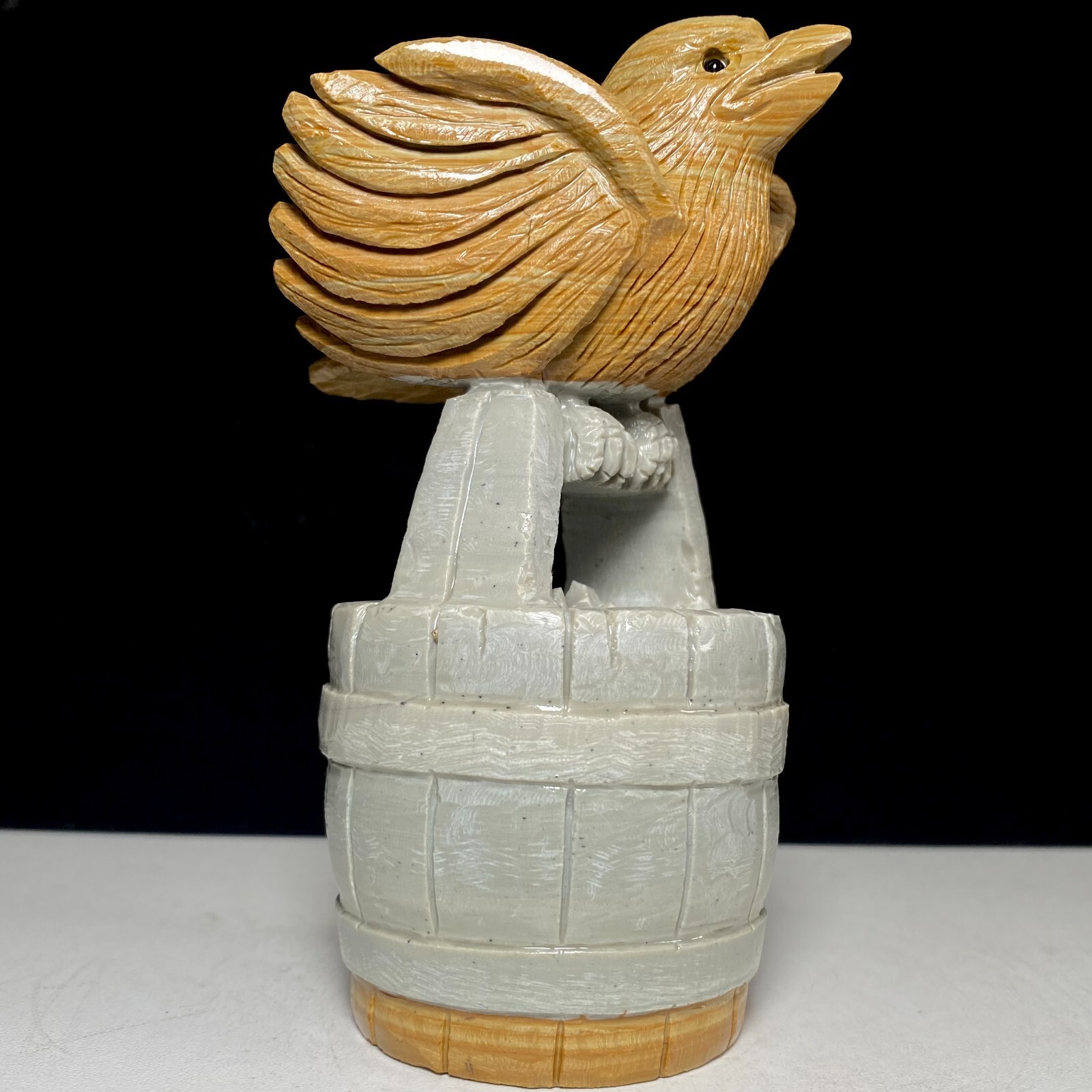 Natural Crystal Cluster Quartz Mineral Specimen Songhua Stone Handcarved Bird