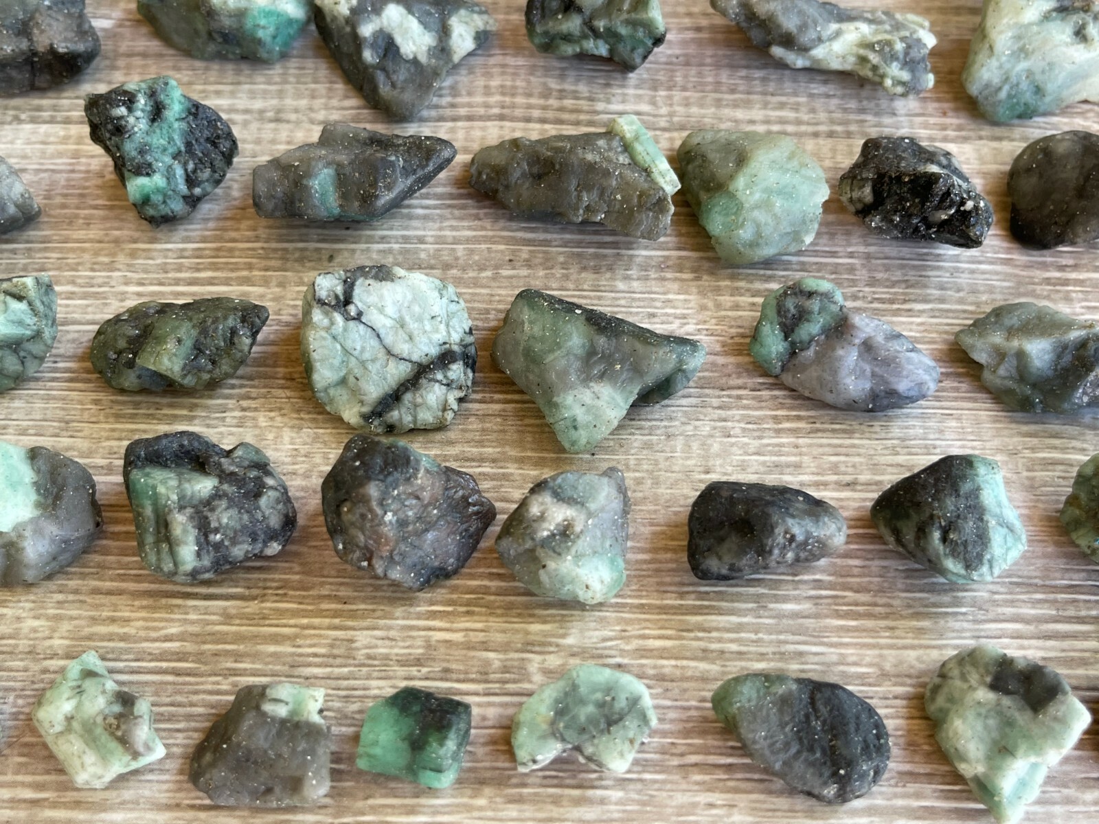 Small Emerald Rough Natural Stones, 0.5″-1.25″ Raw Emerald, Wholesale Bulk Lot