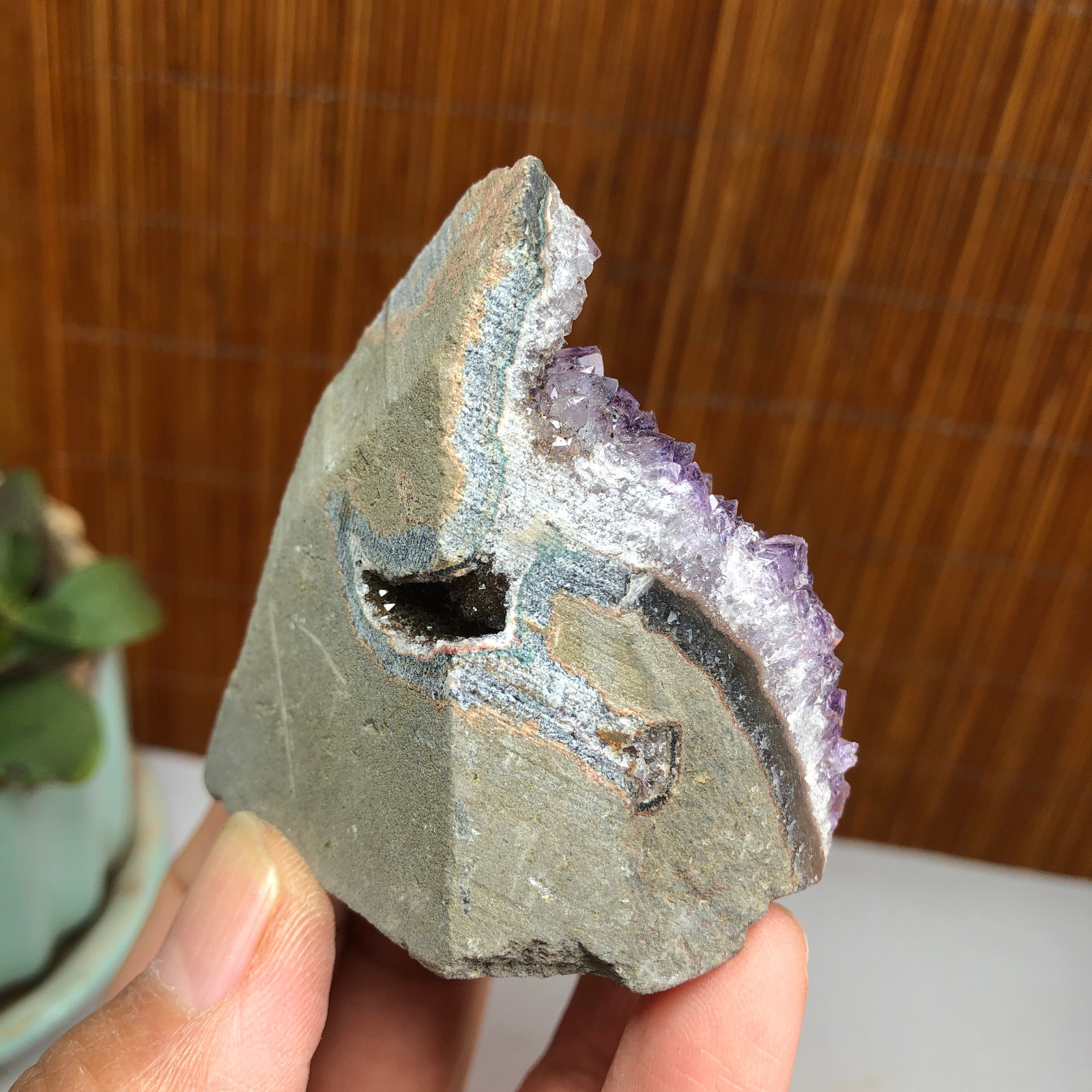 56mm NATURAL amethyst point purple Crystal Cluster Mineral Specimen 109g A1446